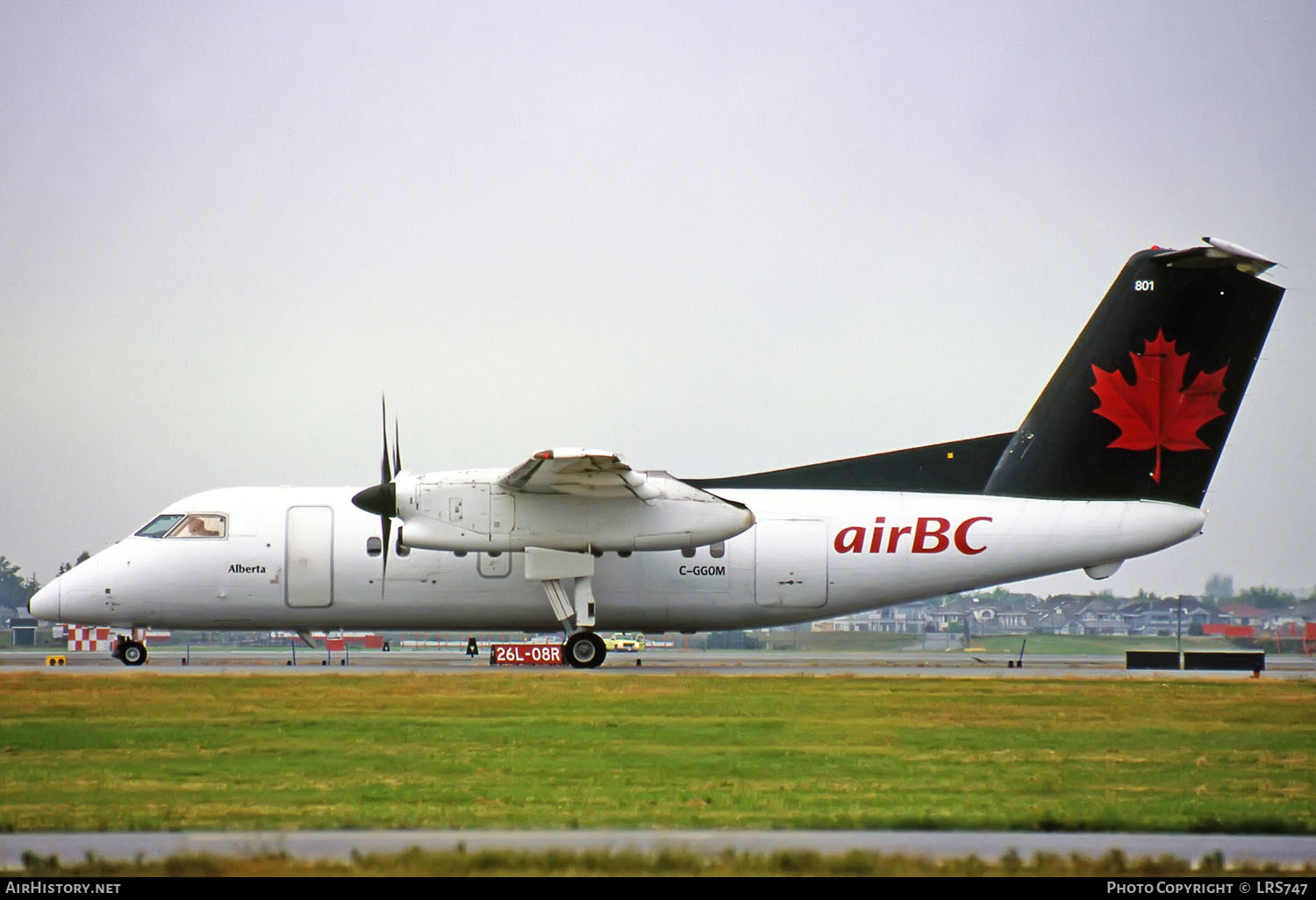 Aircraft Photo of C-GGOM | De Havilland Canada DHC-8-102 Dash 8 | Air BC | AirHistory.net #266574