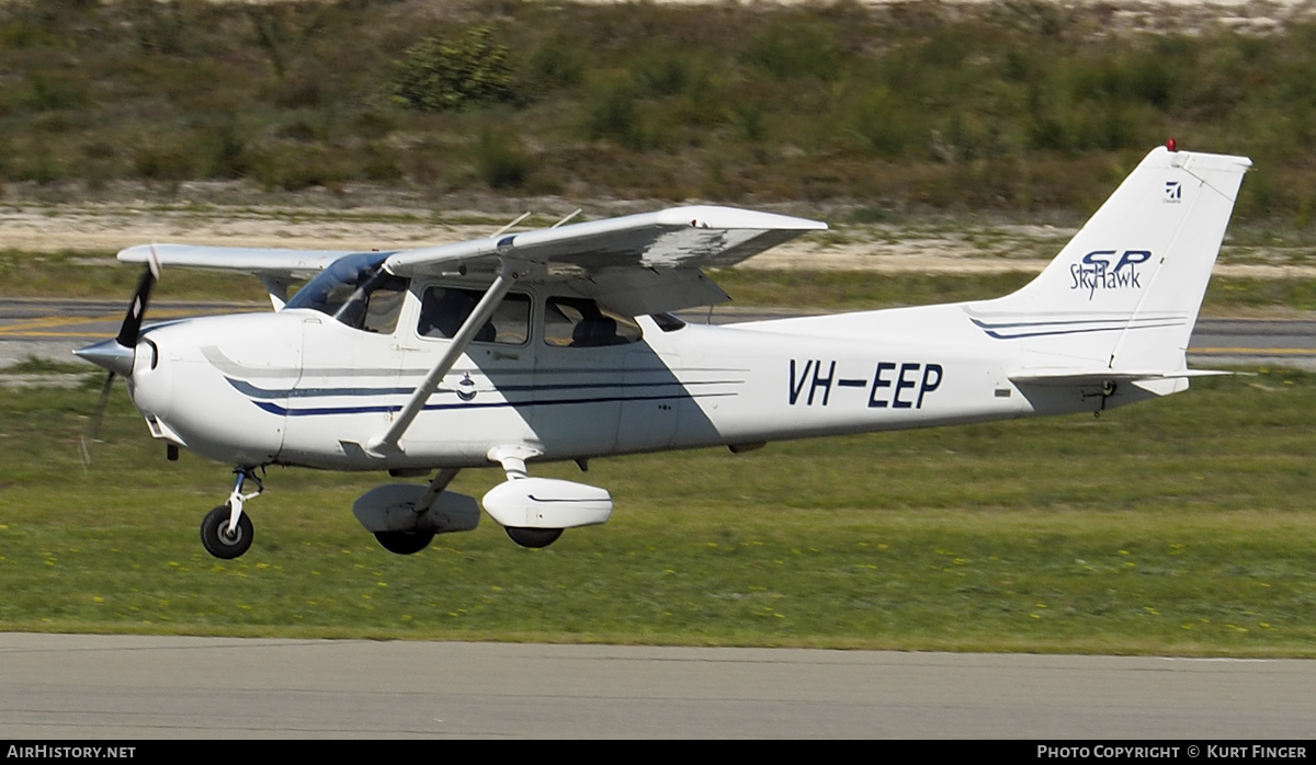 Aircraft Photo of VH-EEP | Cessna 172S(Centurion) Skyhawk SP | Royal Aero Club of Western Australia | AirHistory.net #266607