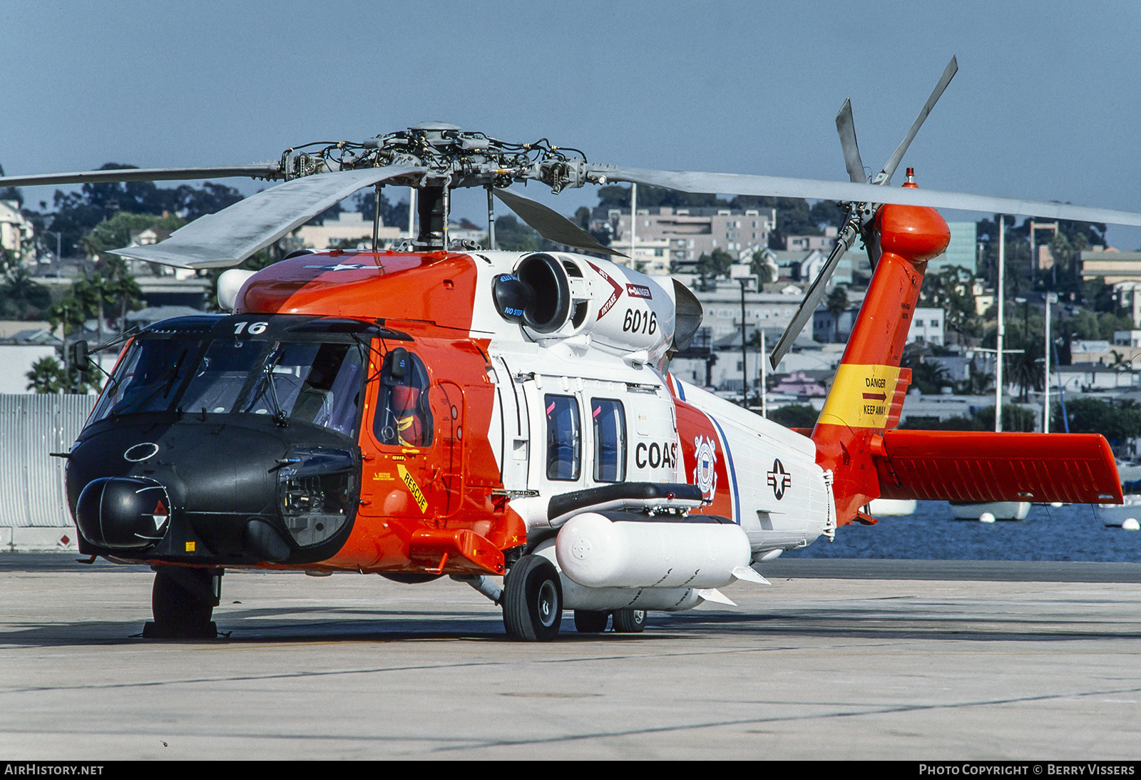 Aircraft Photo of 6016 | Sikorsky HH-60J Jayhawk (S-70B-5) | USA - Coast Guard | AirHistory.net #266853