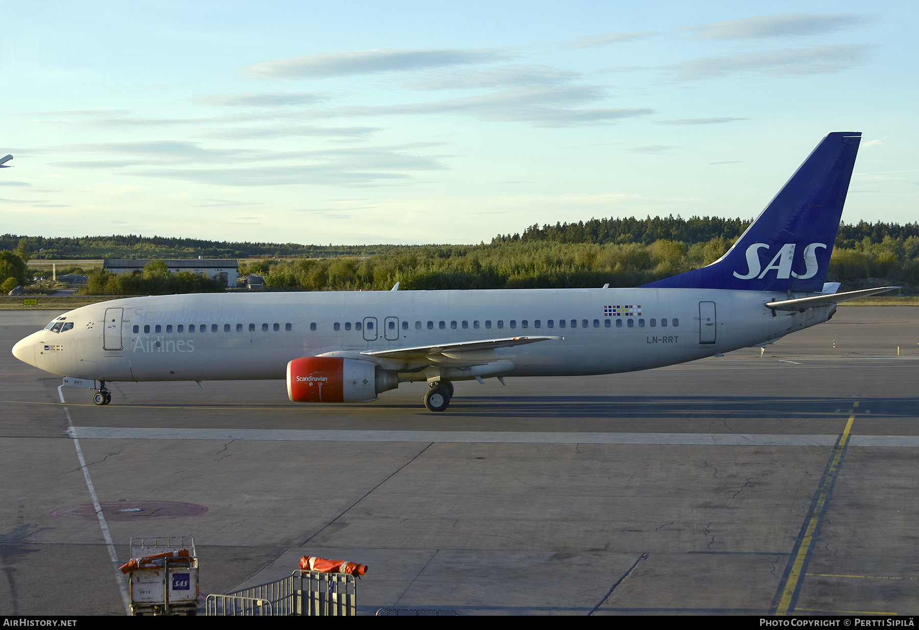 Aircraft Photo of LN-RRT | Boeing 737-883 | Scandinavian Airlines - SAS | AirHistory.net #266948