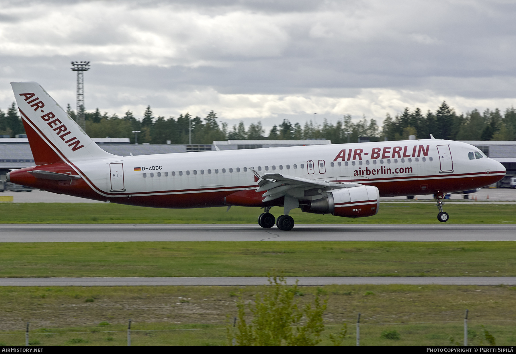 Aircraft Photo of D-ABDC | Airbus A320-214 | Air Berlin | AirHistory.net #266957