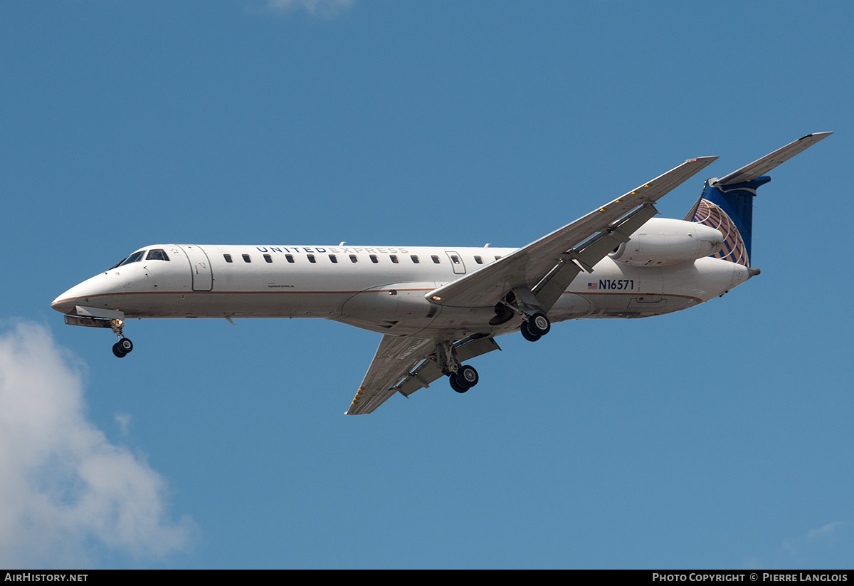 Aircraft Photo of N16571 | Embraer ERJ-145LR (EMB-145LR) | United Express | AirHistory.net #266975