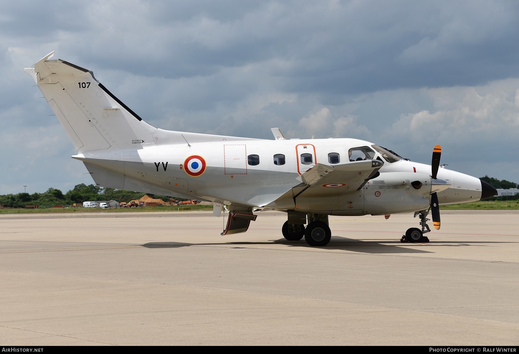 Aircraft Photo of 107 | Embraer EMB-121AA Xingu | France - Air Force | AirHistory.net #266985
