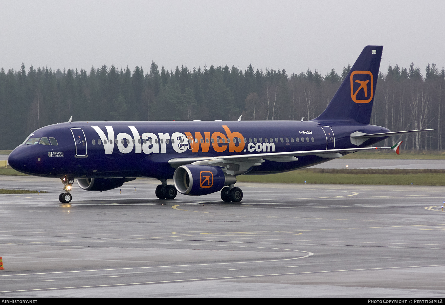 Aircraft Photo of I-WEBB | Airbus A320-214 | Volareweb | AirHistory.net #266988