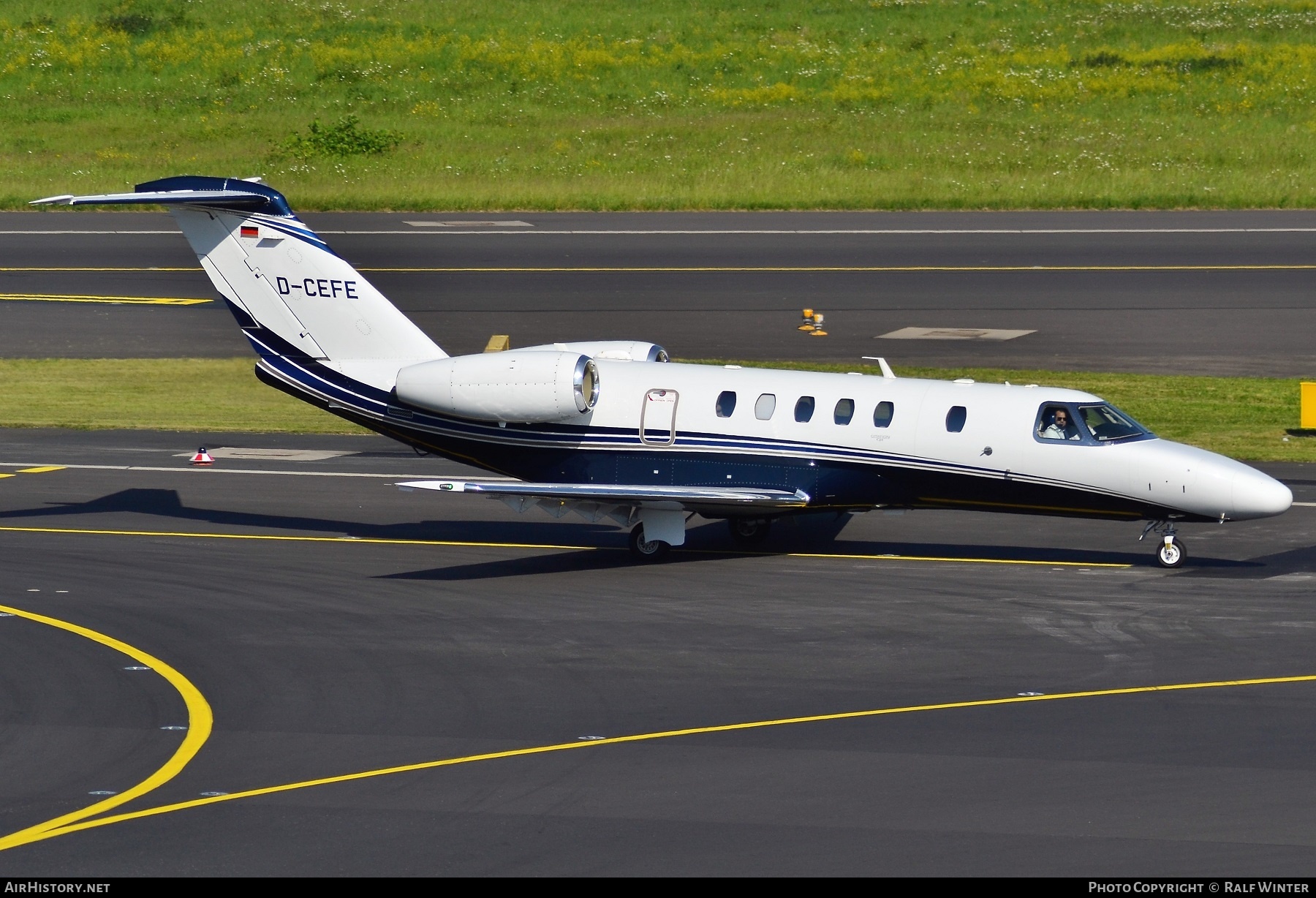 Aircraft Photo of D-CEFE | Cessna 525C CitationJet CJ4 | AirHistory.net #267022