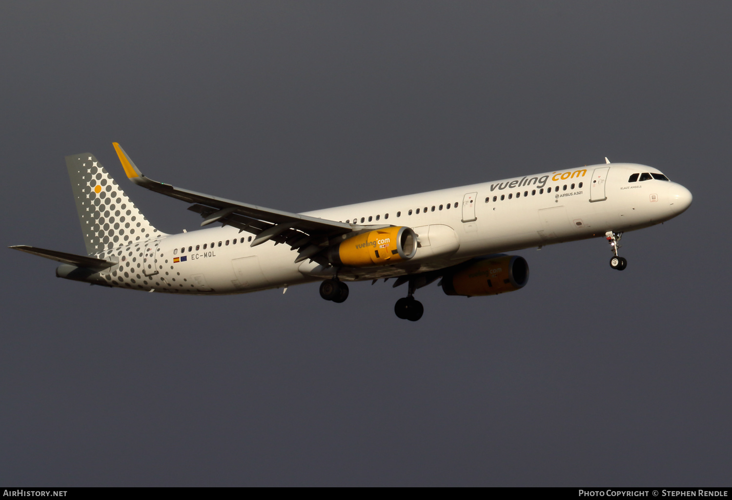 Aircraft Photo of EC-MQL | Airbus A321-231 | Vueling Airlines | AirHistory.net #267027