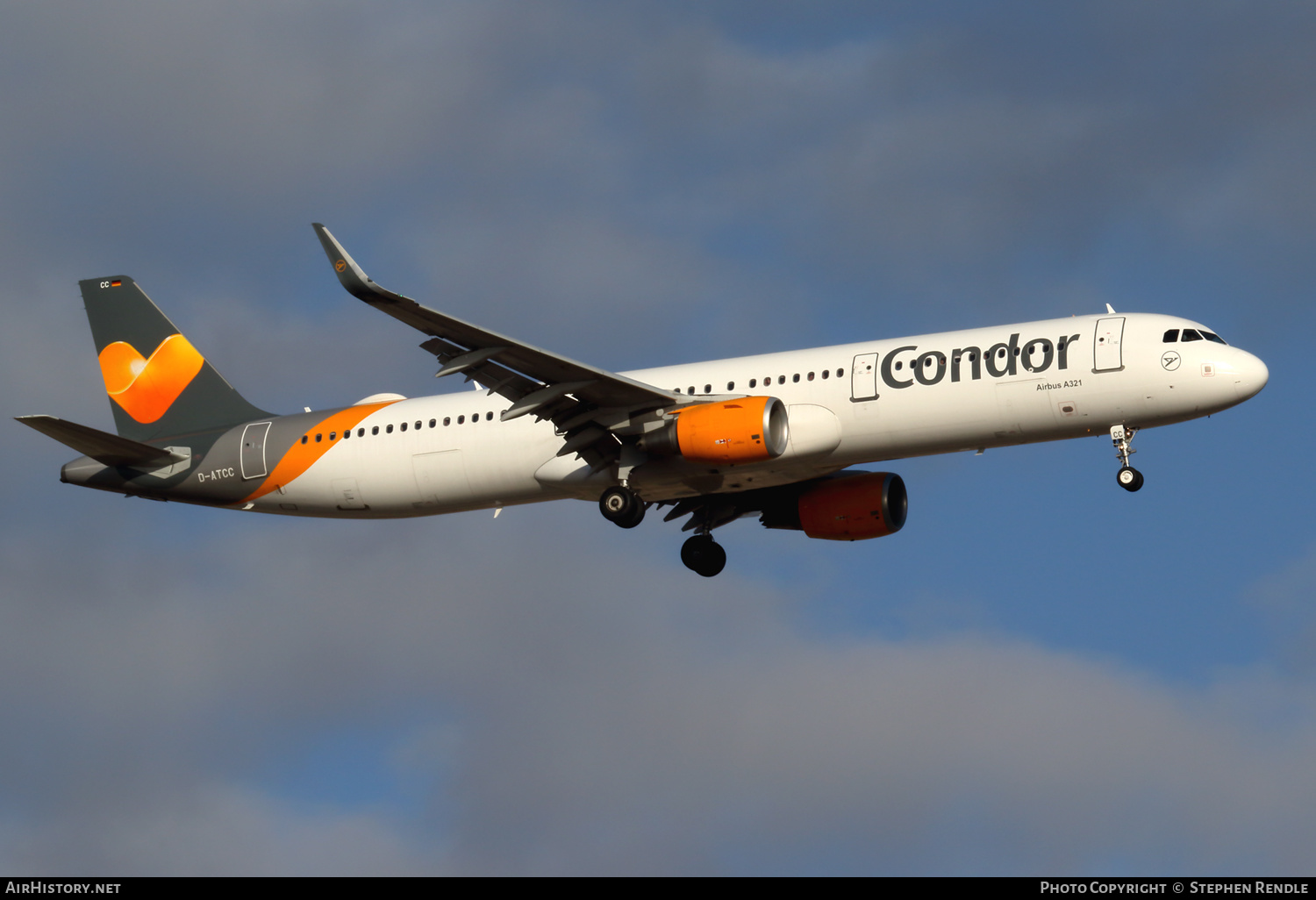 Aircraft Photo of D-ATCC | Airbus A321-211 | Condor Flugdienst | AirHistory.net #267029