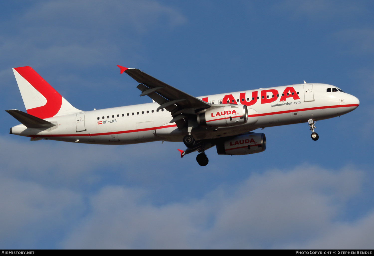 Aircraft Photo of OE-LMB | Airbus A320-232 | Laudamotion | AirHistory.net #267031