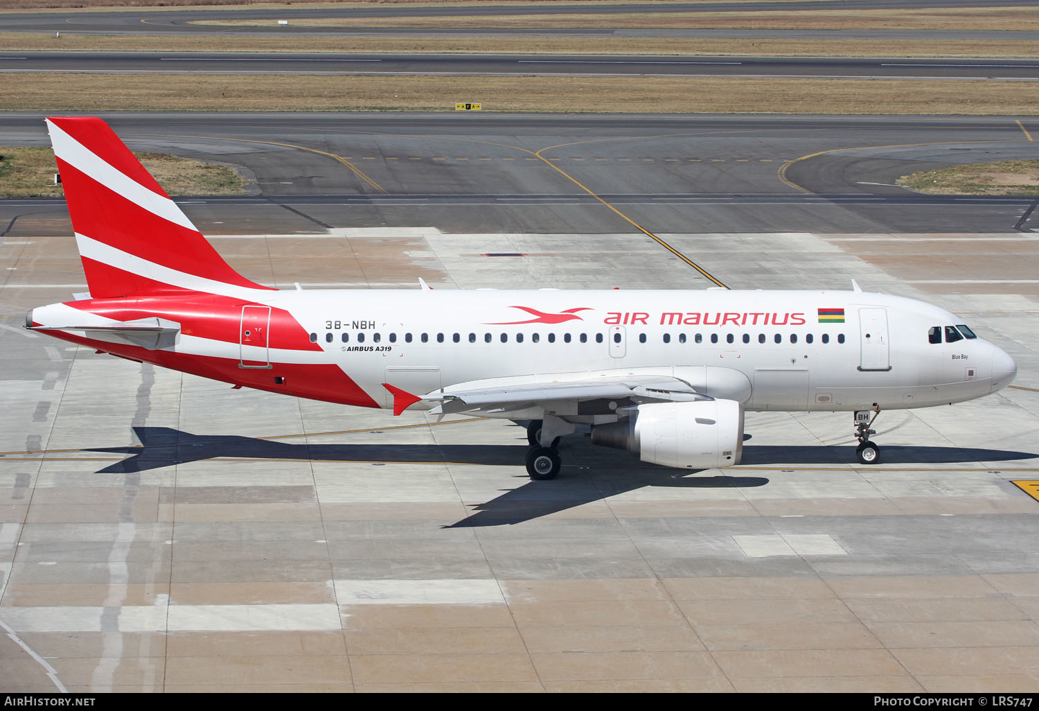 Aircraft Photo of 3B-NBH | Airbus A319-112 | Air Mauritius | AirHistory.net #267249