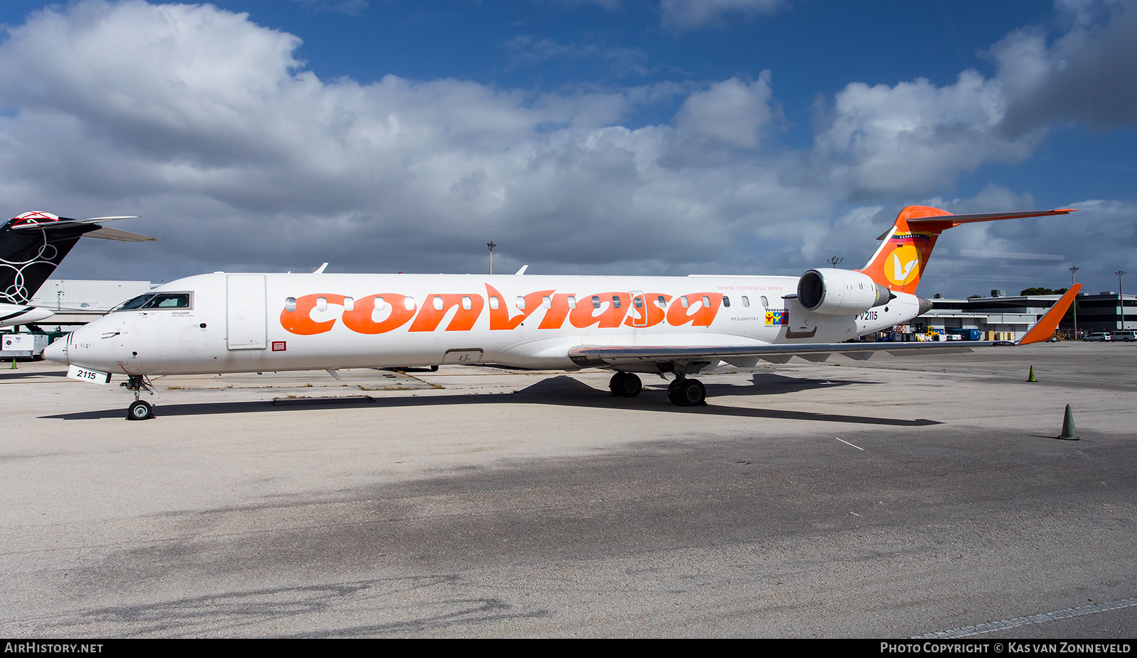 Aircraft Photo of YV2115 | Bombardier CRJ-701ER (CL-600-2C10) | Conviasa | AirHistory.net #267368