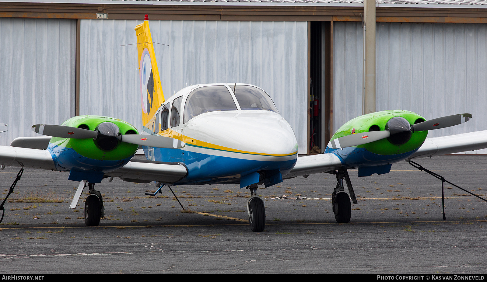 Aircraft Photo of N553DM | Piper PA-34-200T Seneca II | Buzz Air | AirHistory.net #267388