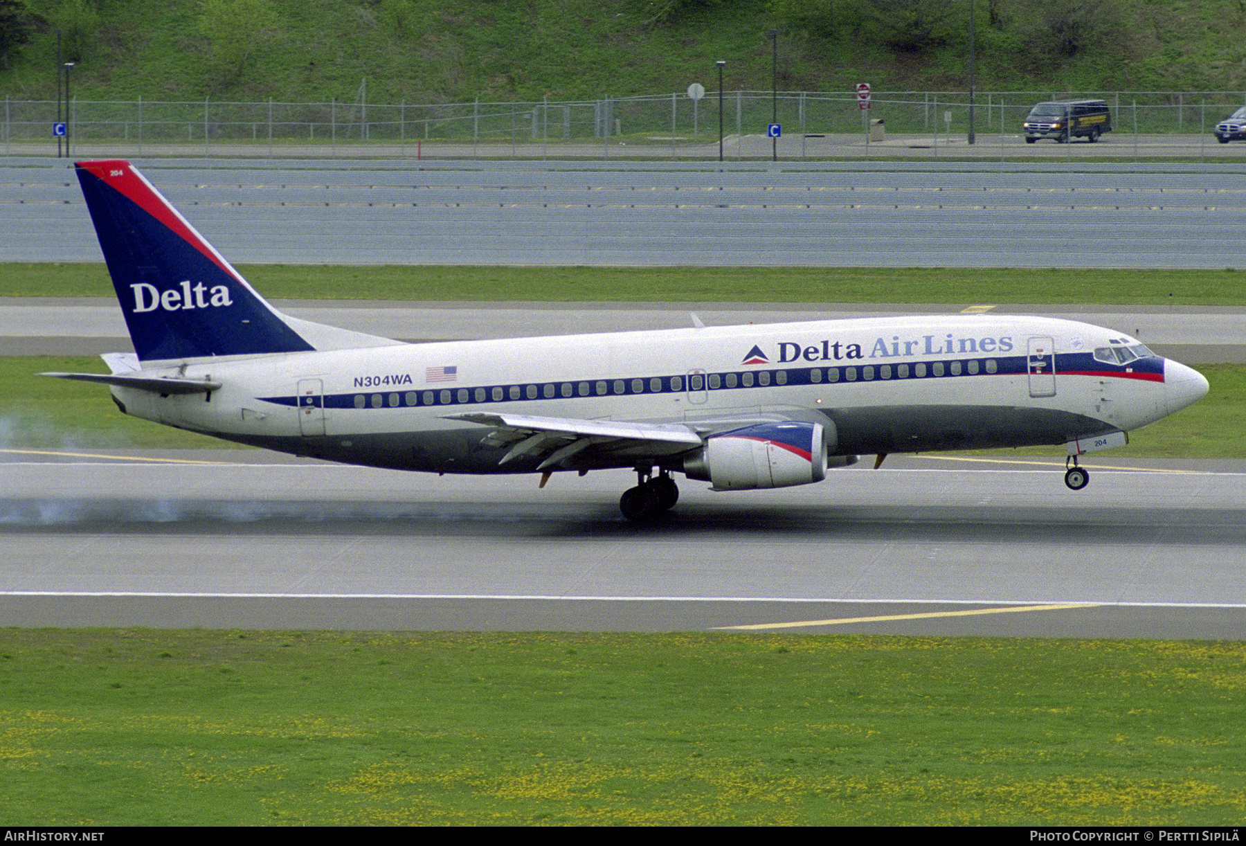 Aircraft Photo of N304WA | Boeing 737-347 | Delta Air Lines | AirHistory.net #267461