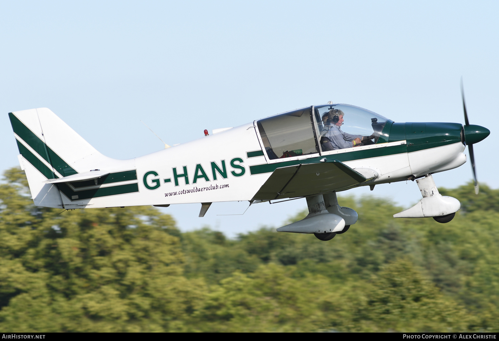 Aircraft Photo of G-HANS | Robin DR-400-108 Dauphin 2+2 | Cotswold Aero Club | AirHistory.net #267475
