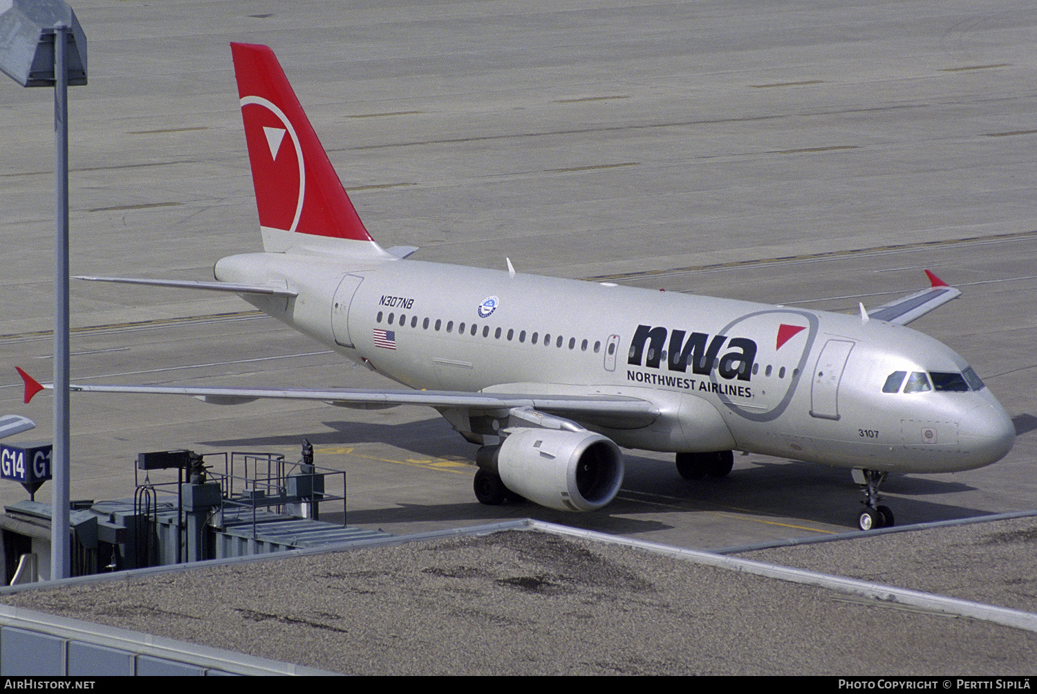 Aircraft Photo of N307NB | Airbus A319-114 | Northwest Airlines | AirHistory.net #267480