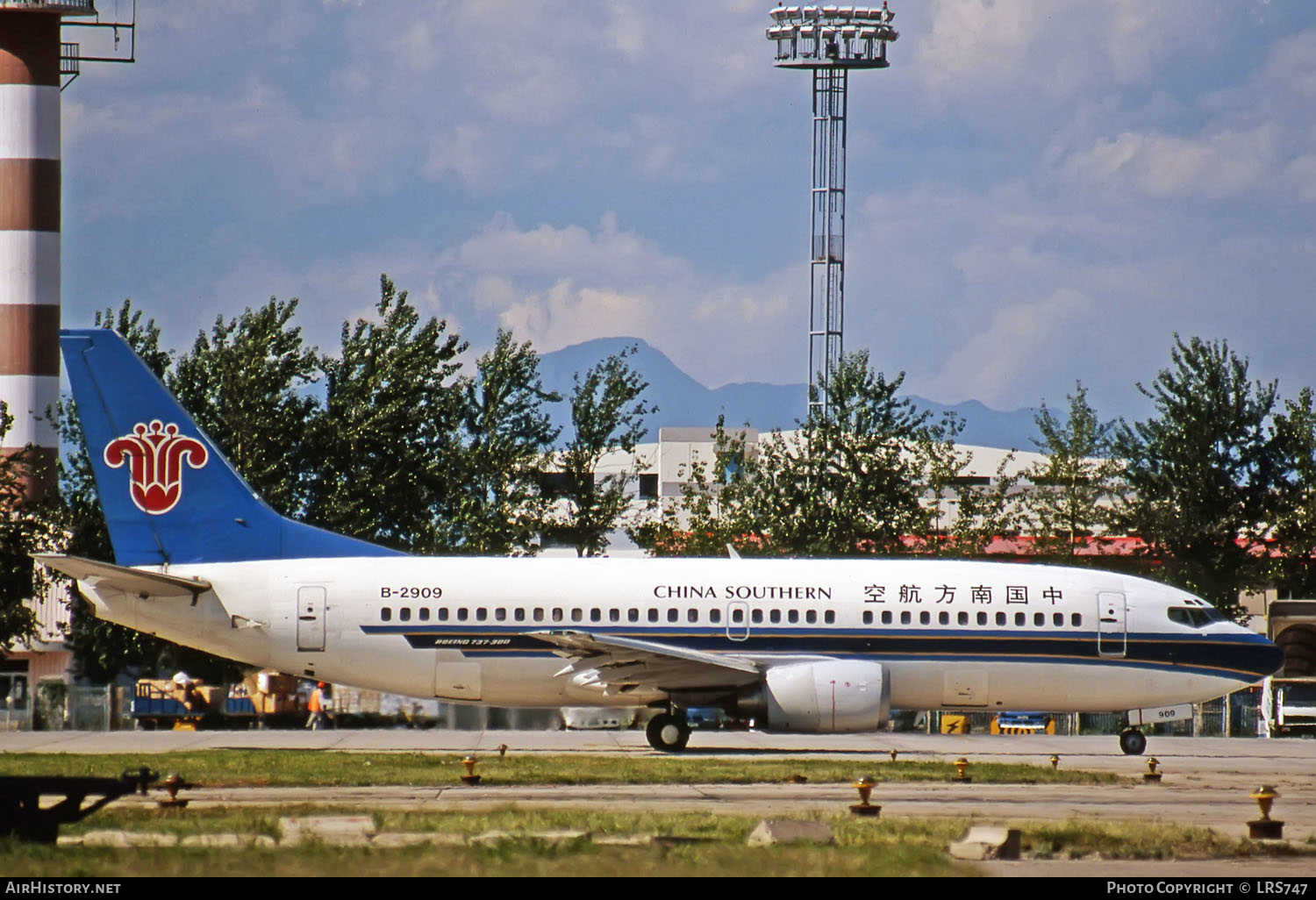 Aircraft Photo of B-2909 | Boeing 737-3Y0 | China Southern Airlines | AirHistory.net #267794