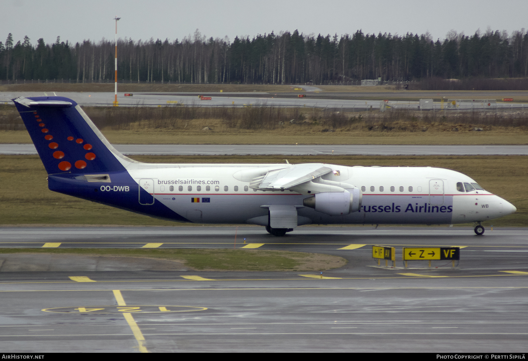 Aircraft Photo of OO-DWB | British Aerospace Avro 146-RJ100 | Brussels Airlines | AirHistory.net #267964