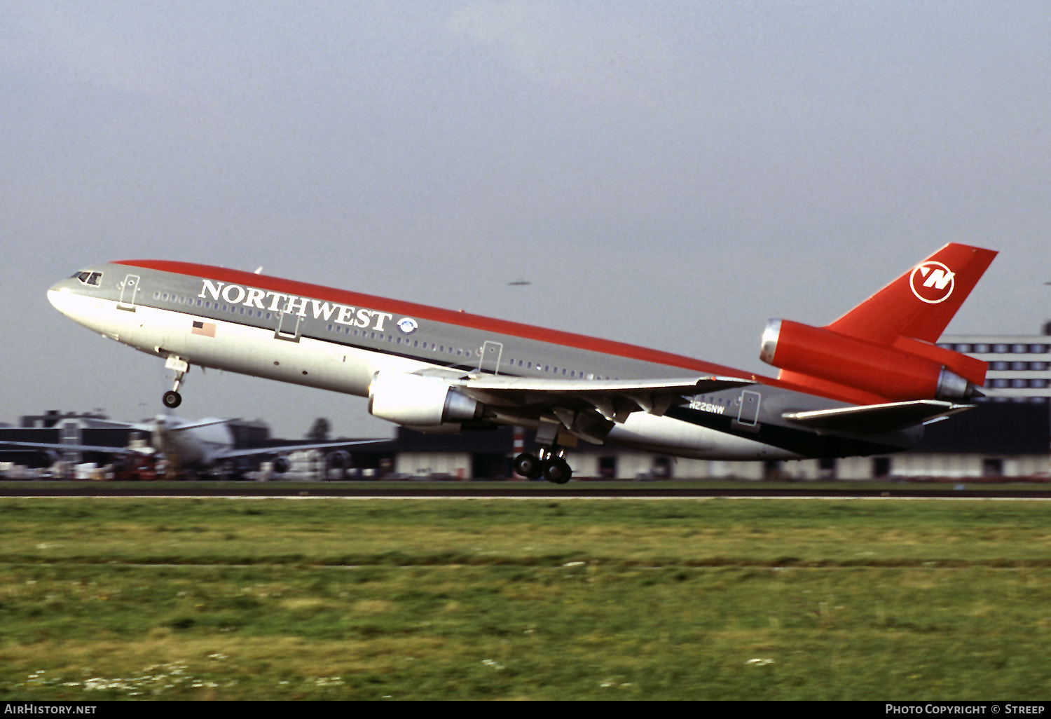 Aircraft Photo of N226NW | McDonnell Douglas DC-10-30 | Northwest Airlines | AirHistory.net #268007