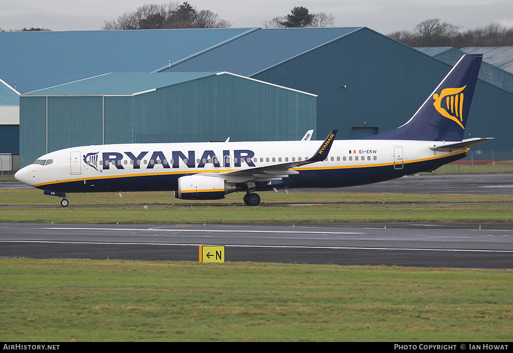 Aircraft Photo of EI-EKW | Boeing 737-8AS | Ryanair | AirHistory.net #268054