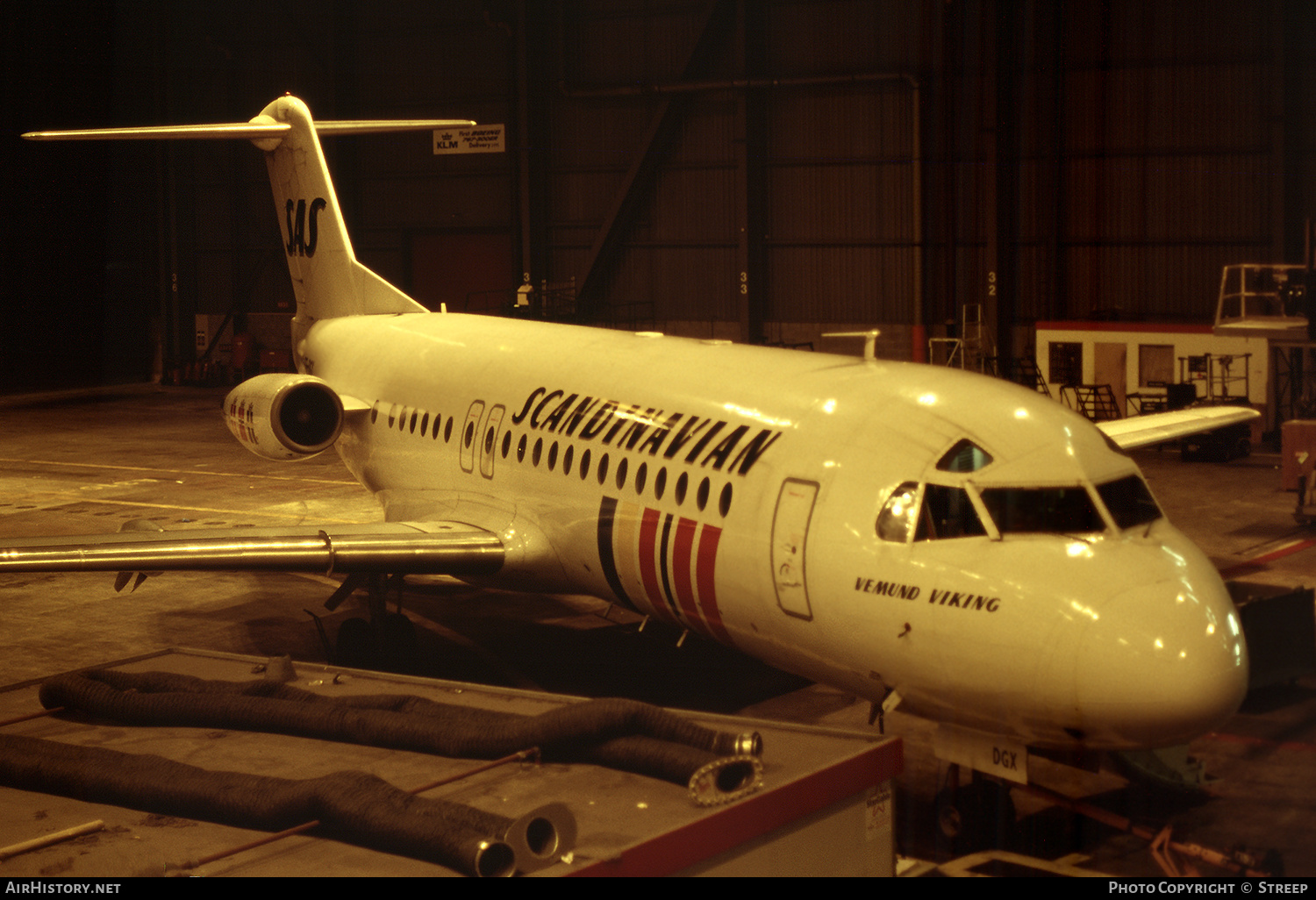 Aircraft Photo of SE-DGX | Fokker F28-4000 Fellowship | Scandinavian Airlines - SAS | AirHistory.net #268080