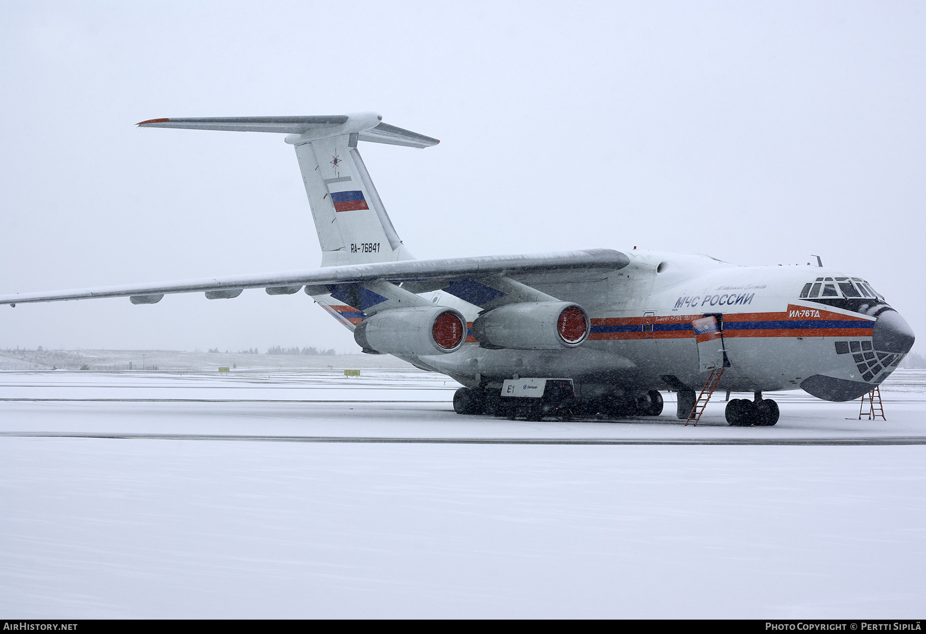 Aircraft Photo of RA-76841 | Ilyushin Il-76TD | MChS Rossii - Russia Ministry for Emergency Situations | AirHistory.net #268092