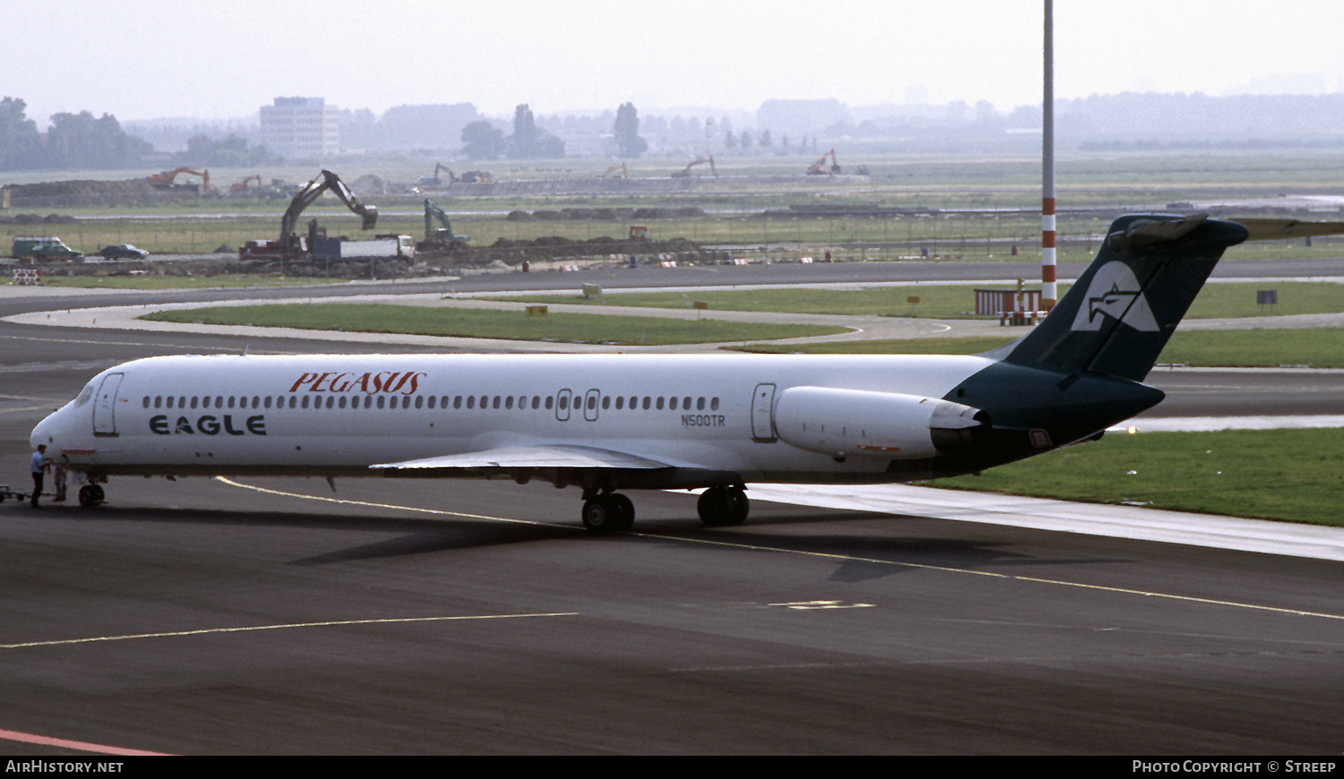 Aircraft Photo of N500TR | McDonnell Douglas MD-82 (DC-9-82) | Eagle Airlines | AirHistory.net #268147