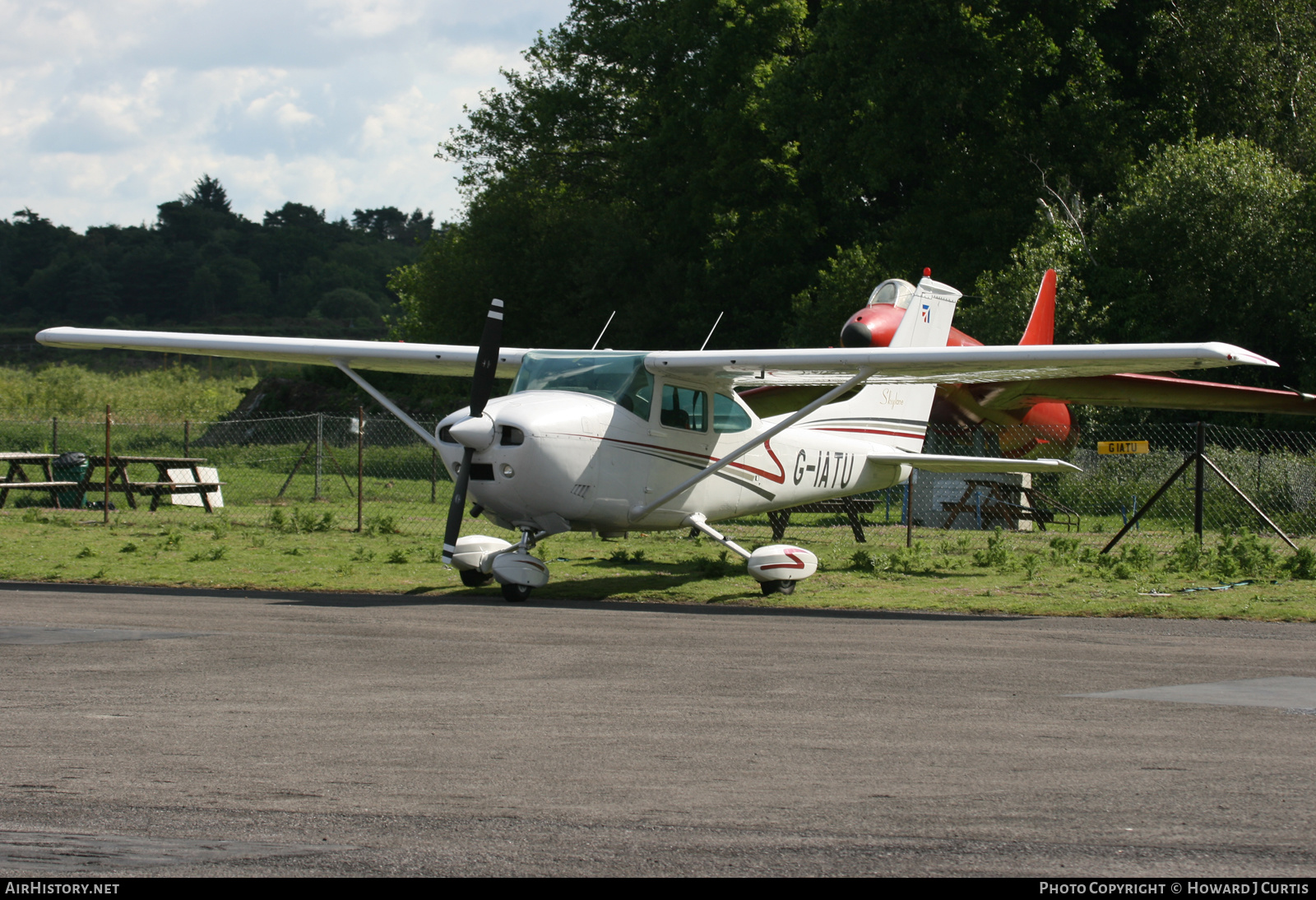 Aircraft Photo of G-IATU | Cessna 182P | AirHistory.net #268162