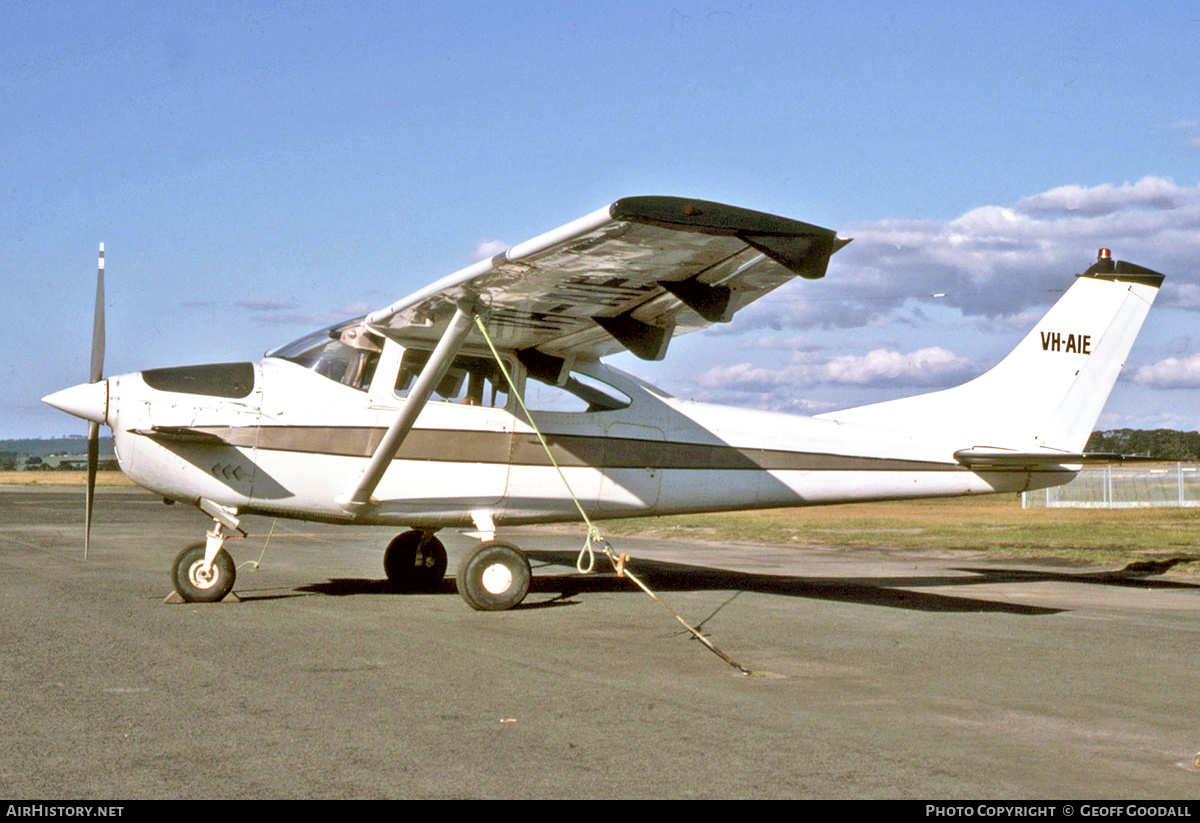 Aircraft Photo of VH-AIE | Cessna 182J Wren 460 | AirHistory.net #268165