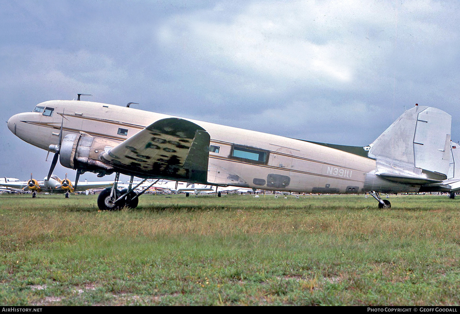 Aircraft Photo of N391U | Douglas DC-3-322 | AirHistory.net #268193
