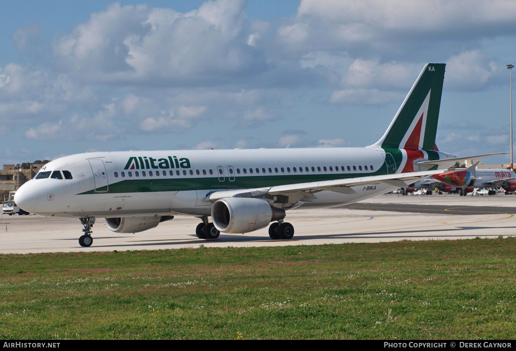 Aircraft Photo of I-BIKA | Airbus A320-214 | Alitalia | AirHistory.net #268261