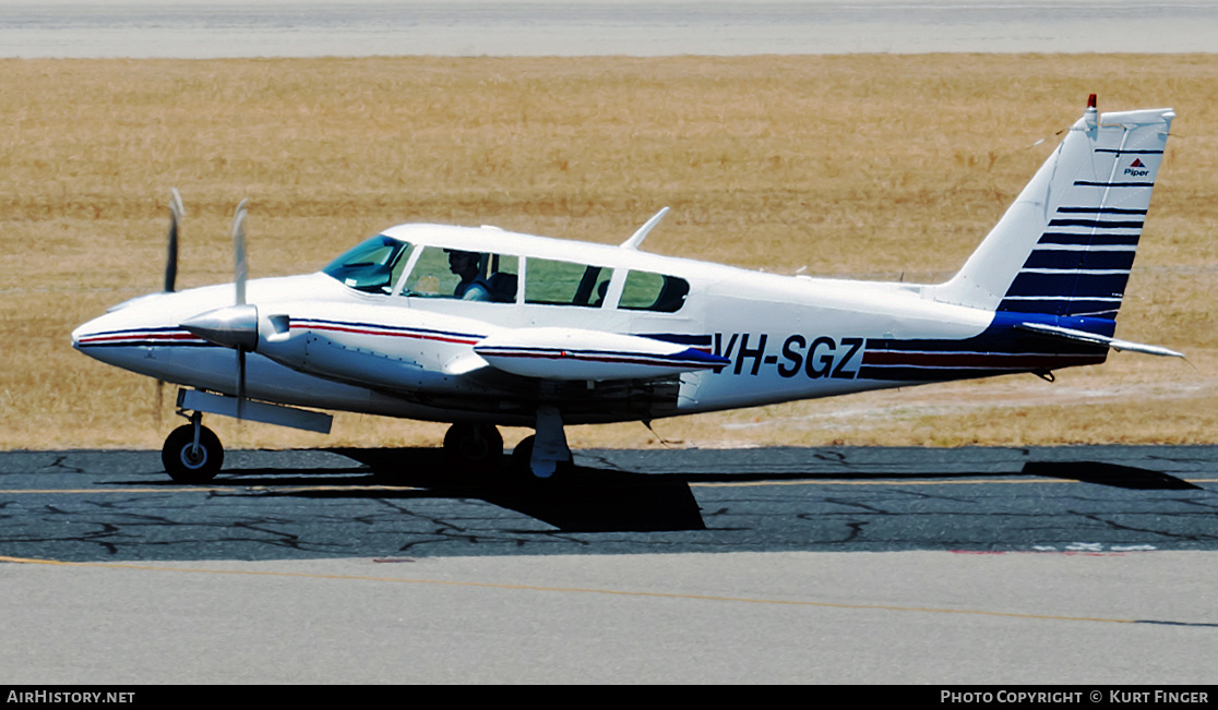 Aircraft Photo of VH-SGZ | Piper PA-30-160 Twin Comanche B | AirHistory.net #268412