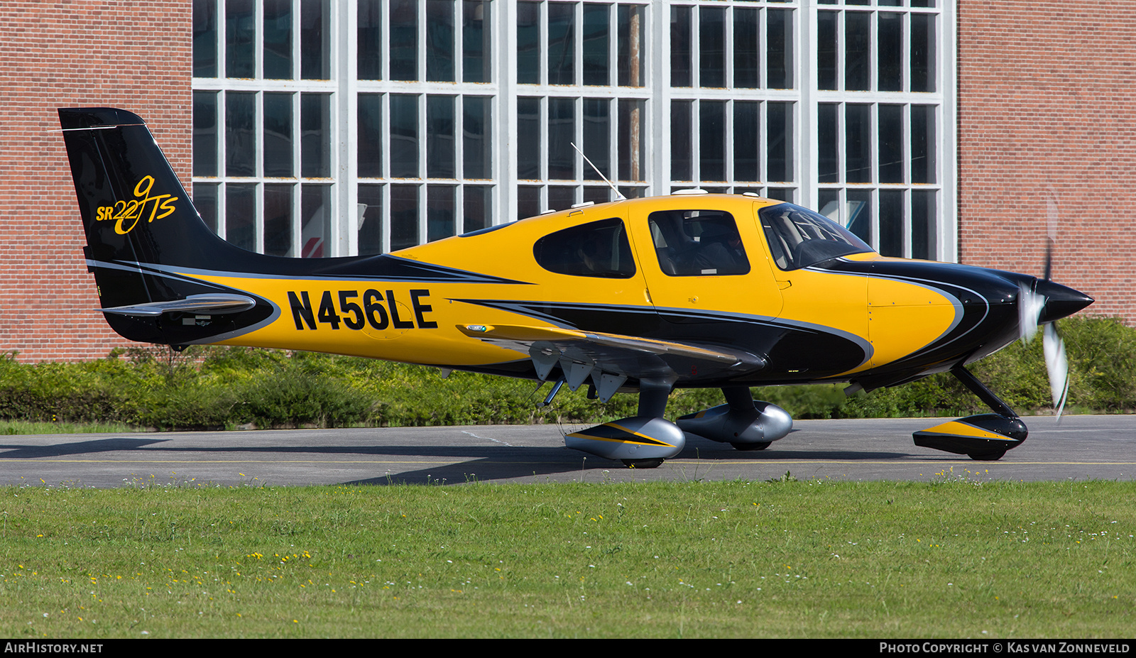 Aircraft Photo of N456LE | Cirrus SR-22 G2-GTS | AirHistory.net #268418