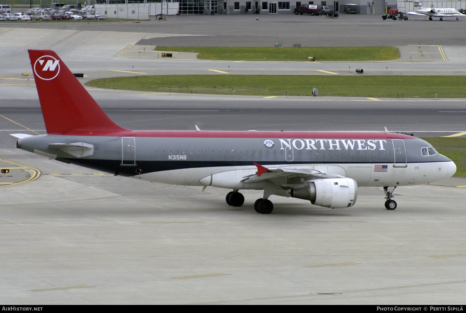 Aircraft Photo of N315NB | Airbus A319-114 | Northwest Airlines | AirHistory.net #268429