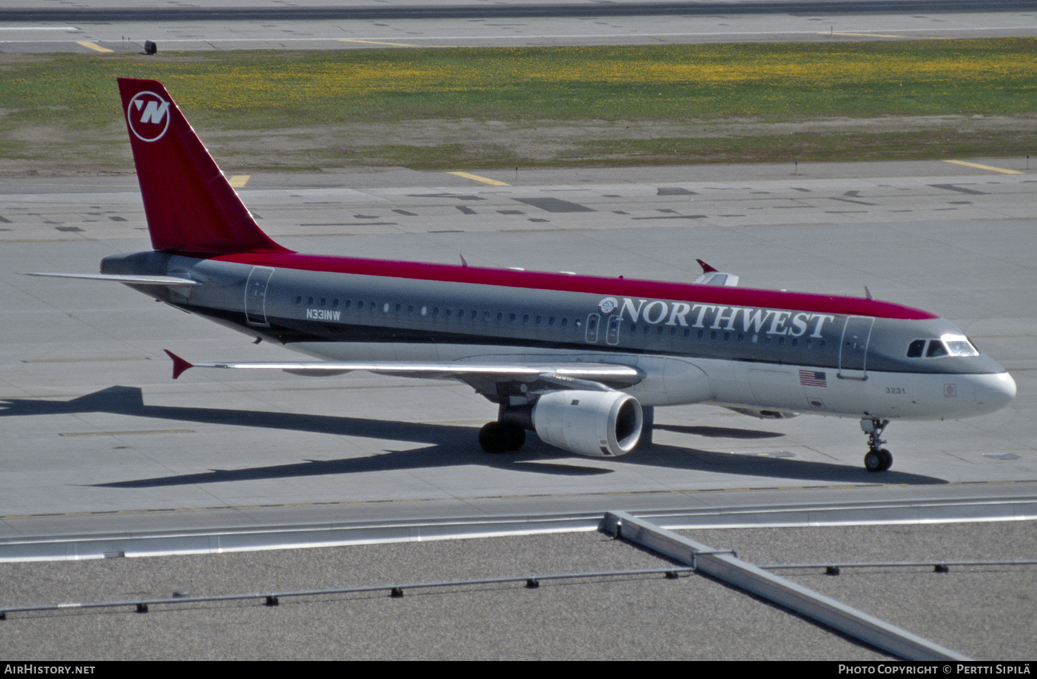 Aircraft Photo of N331NW | Airbus A320-211 | Northwest Airlines | AirHistory.net #268463