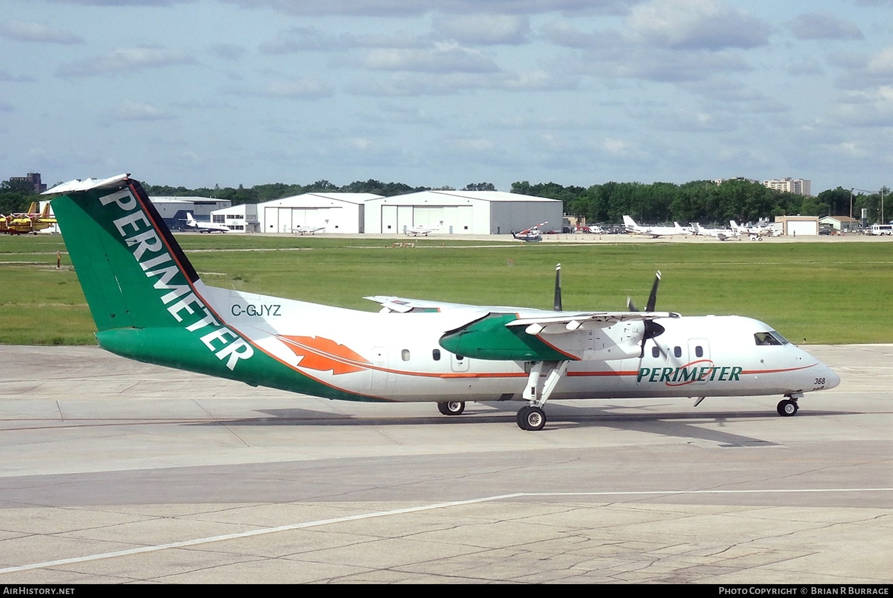 Aircraft Photo of C-GJYZ | De Havilland Canada DHC-8-314 Dash 8 | Perimeter Aviation | AirHistory.net #268534