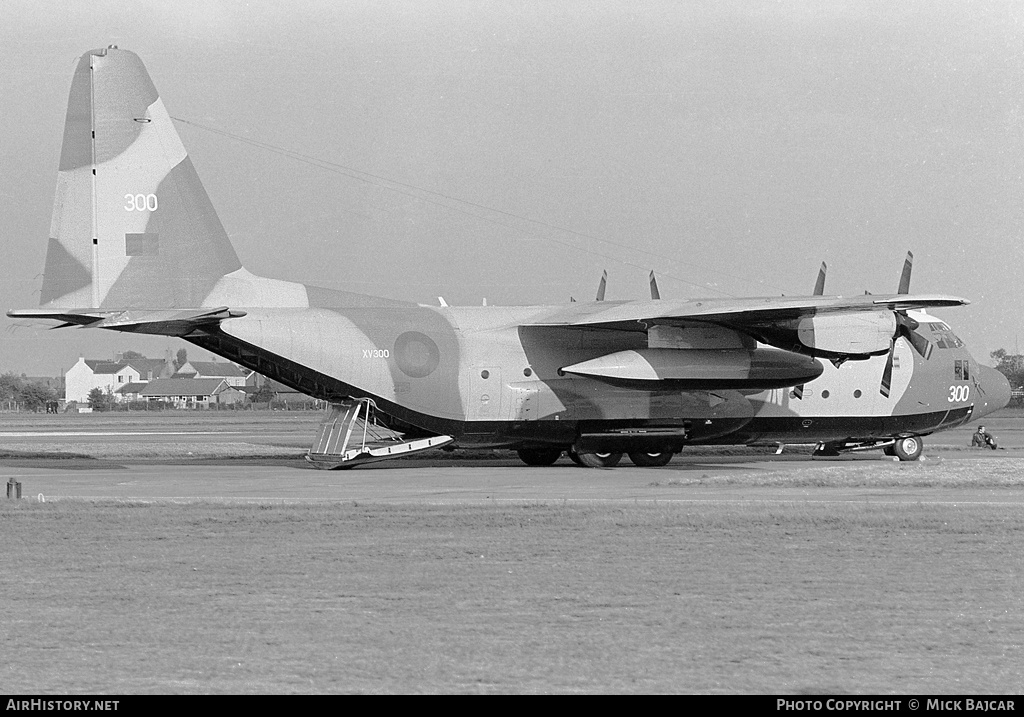 Aircraft Photo of XV300 | Lockheed C-130K Hercules C1 (L-382) | UK - Air Force | AirHistory.net #268536