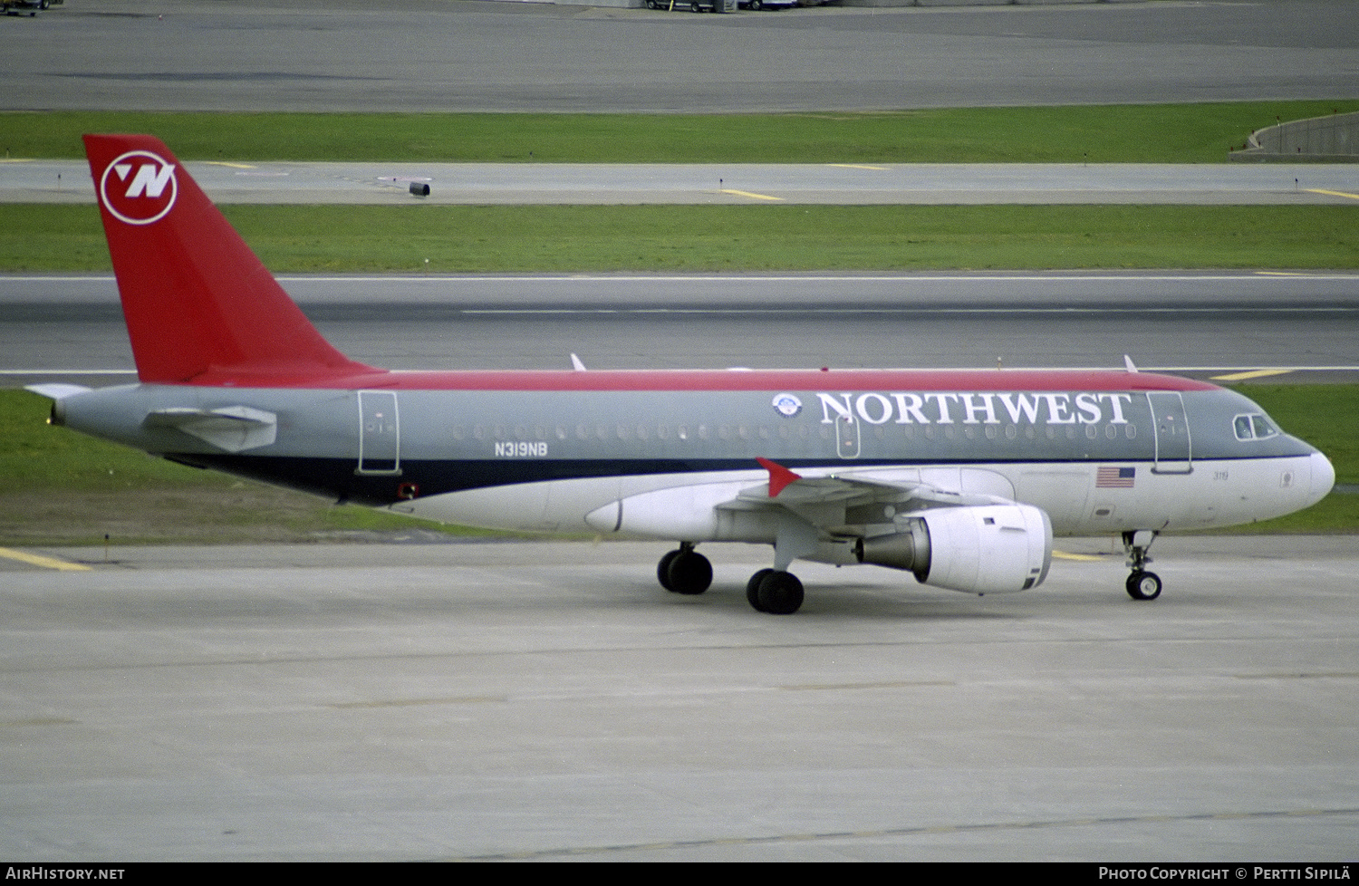 Aircraft Photo of N319NB | Airbus A319-114 | Northwest Airlines | AirHistory.net #268623