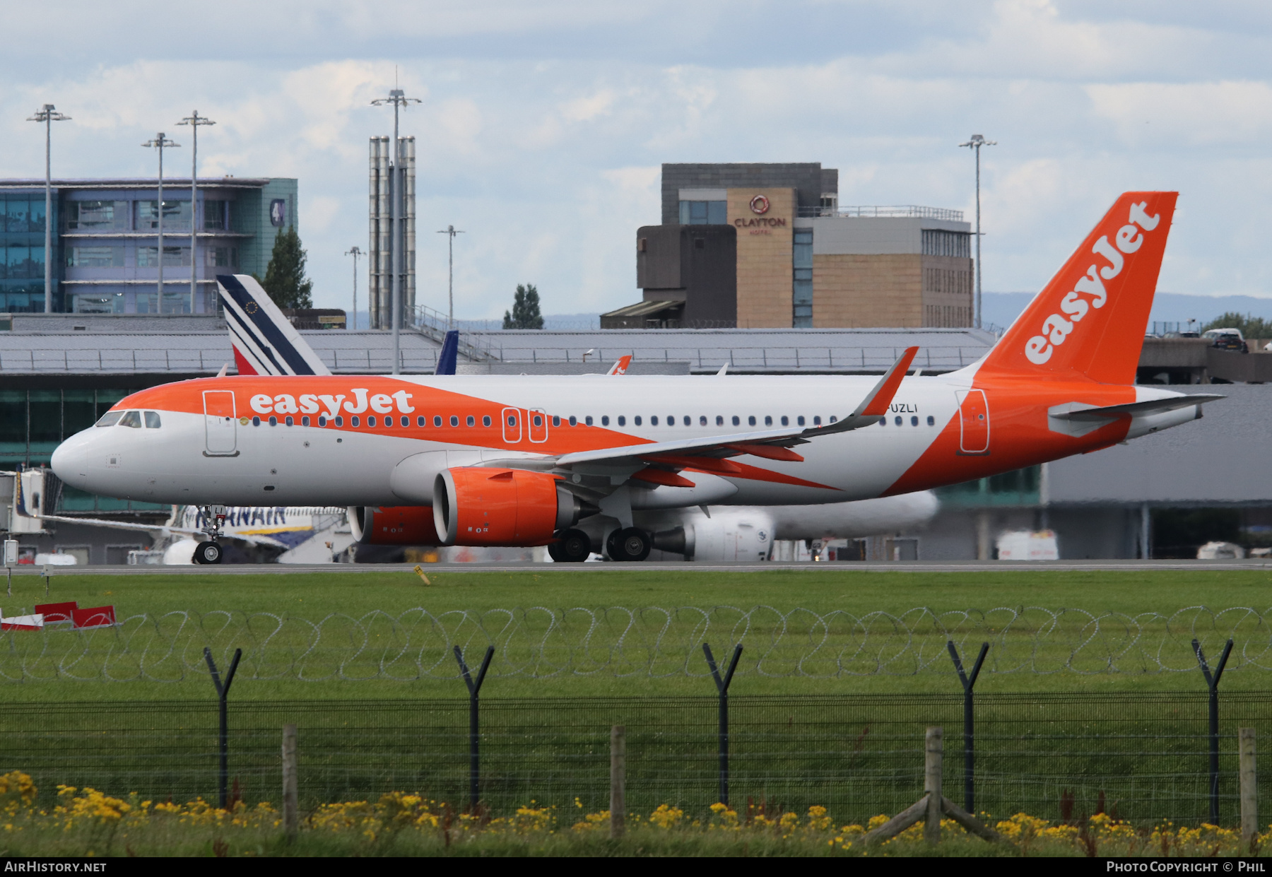 Aircraft Photo of G-UZLI | Airbus A320-251N | EasyJet | AirHistory.net #268633