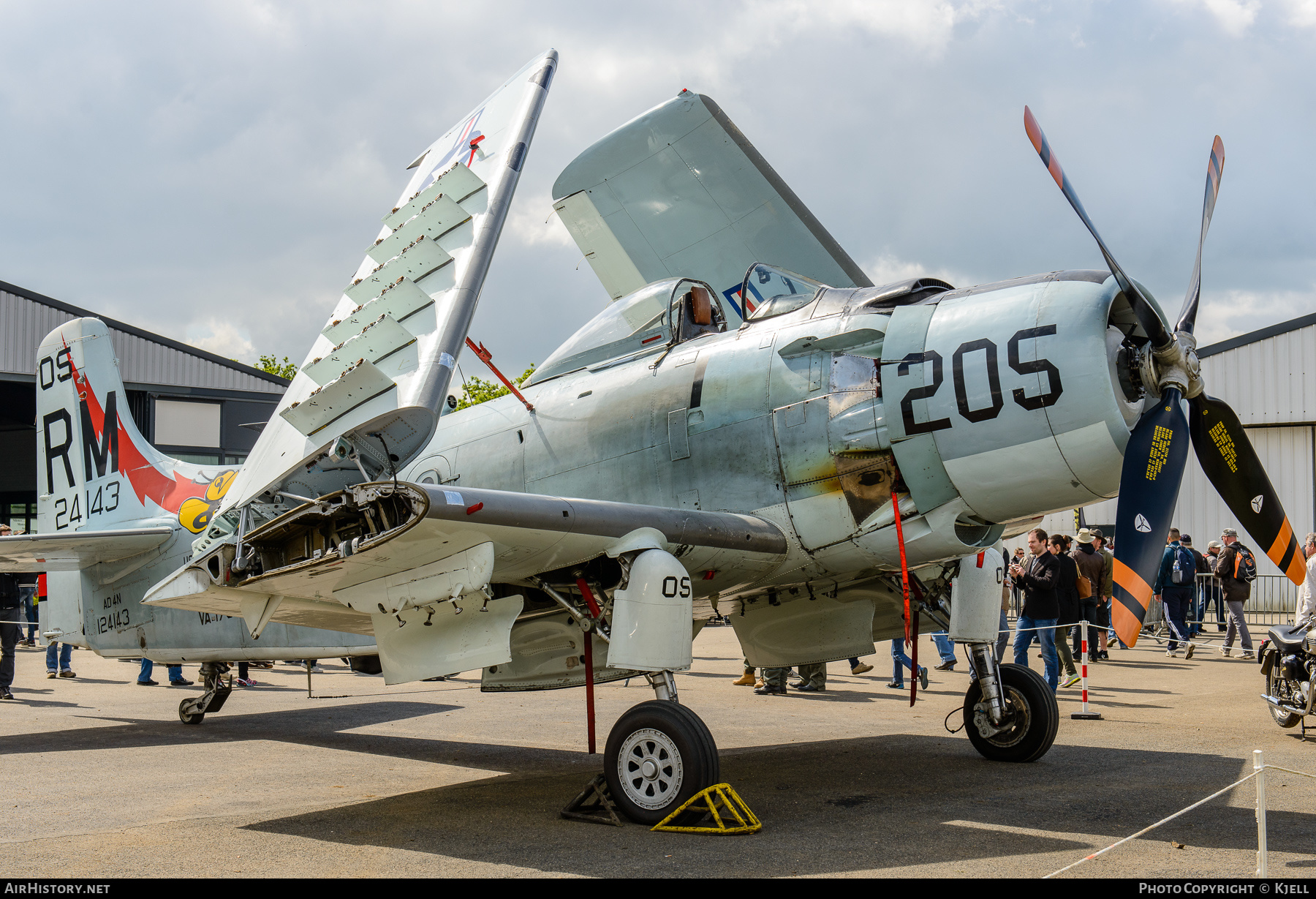 Aircraft Photo of F-AZDP / 124143 | Douglas A-1D Skyraider (AD-4N) | USA - Navy | AirHistory.net #268663