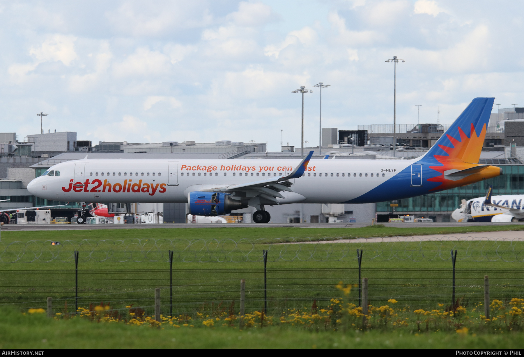 Aircraft Photo of G-HLYF | Airbus A321-211 | Jet2 Holidays | AirHistory.net #268697