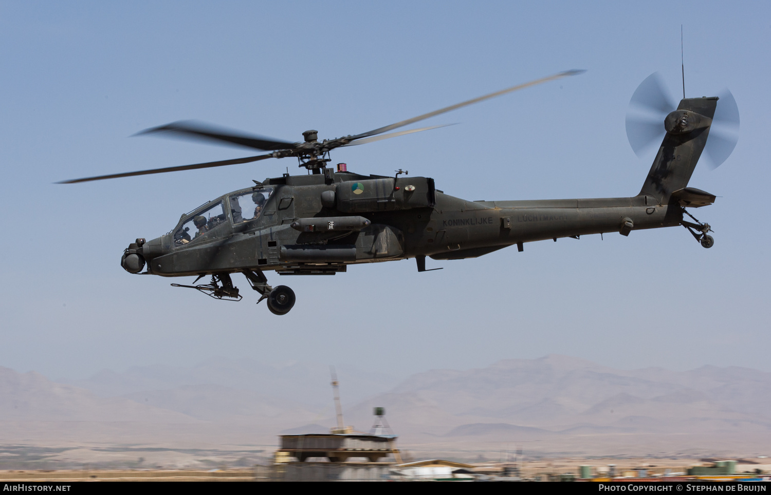 Aircraft Photo of Q-26 | Boeing AH-64DN Apache | Netherlands - Air Force | AirHistory.net #268738