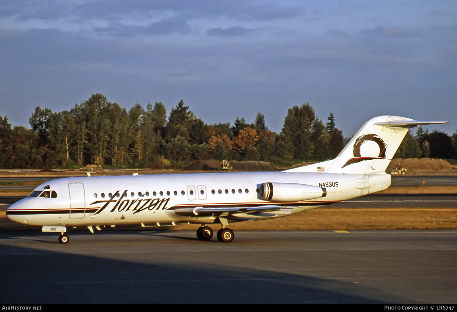 Aircraft Photo of N493US | Fokker F28-4000 Fellowship | Horizon Air | AirHistory.net #268893