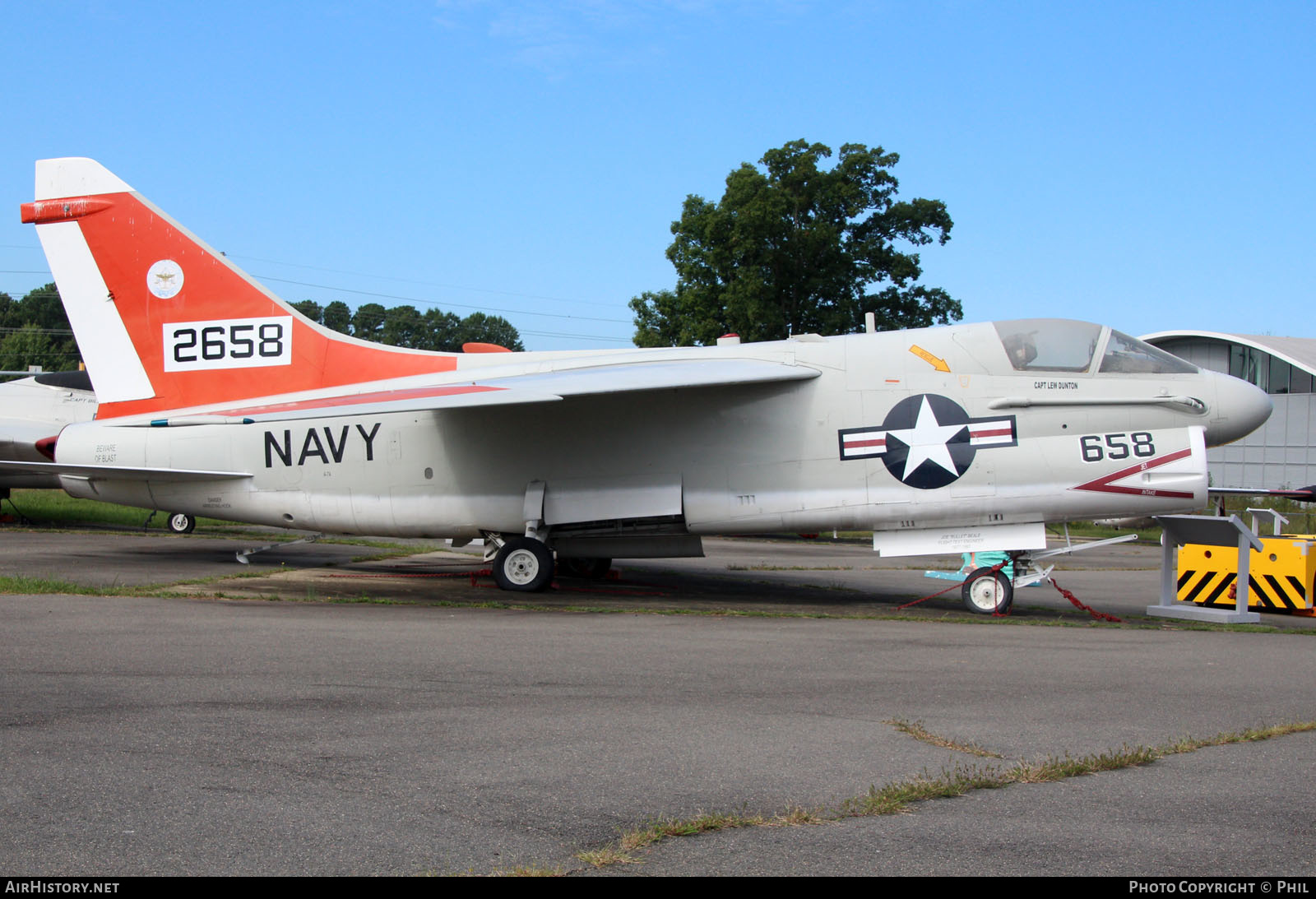 Aircraft Photo of 152658 / 2658 | LTV NA-7A Corsair II | USA - Navy | AirHistory.net #268912