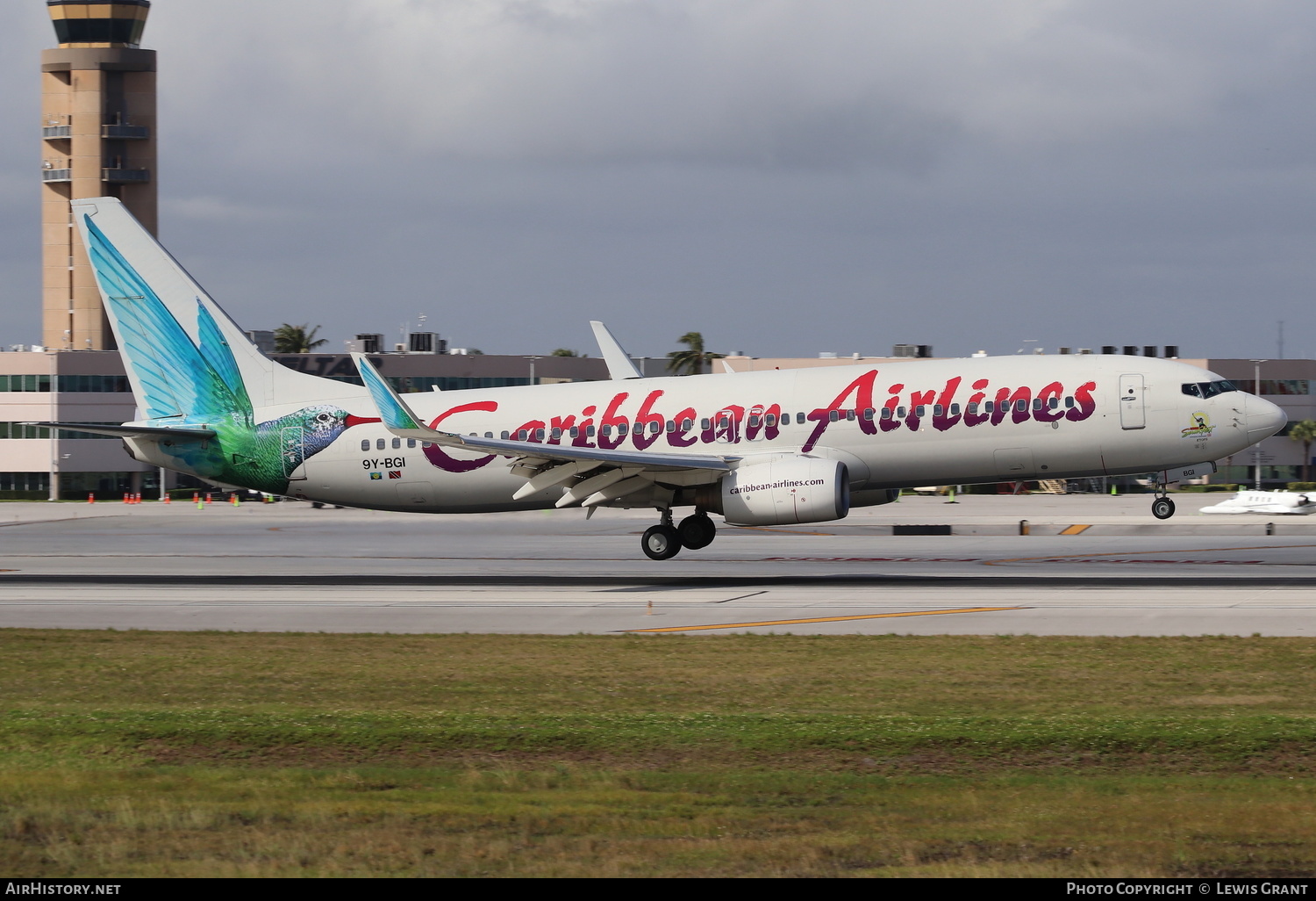 Aircraft Photo of 9Y-BGI | Boeing 737-8Q8 | Caribbean Airlines | AirHistory.net #268918
