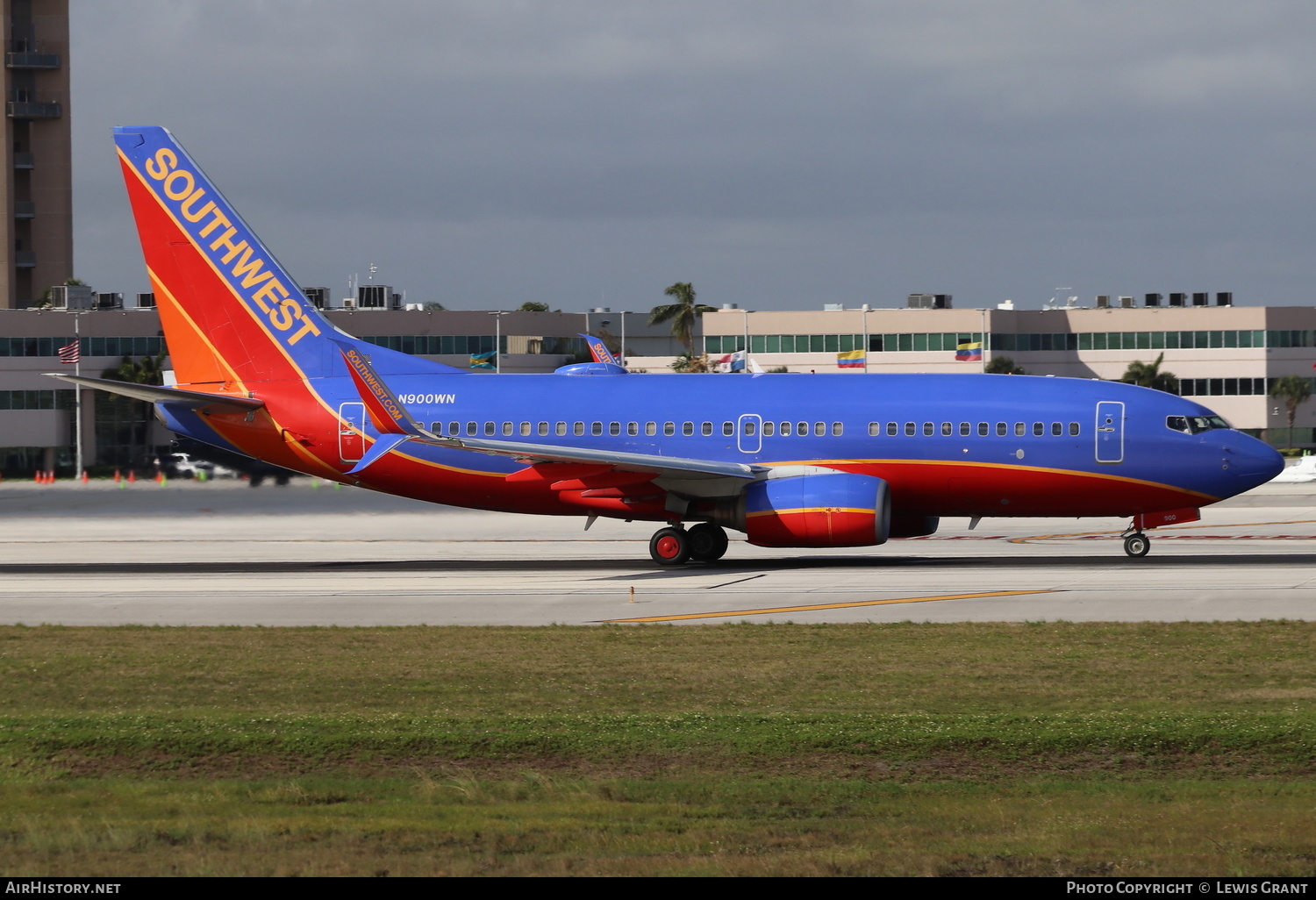 Aircraft Photo of N900WN | Boeing 737-7H4 | Southwest Airlines | AirHistory.net #268921