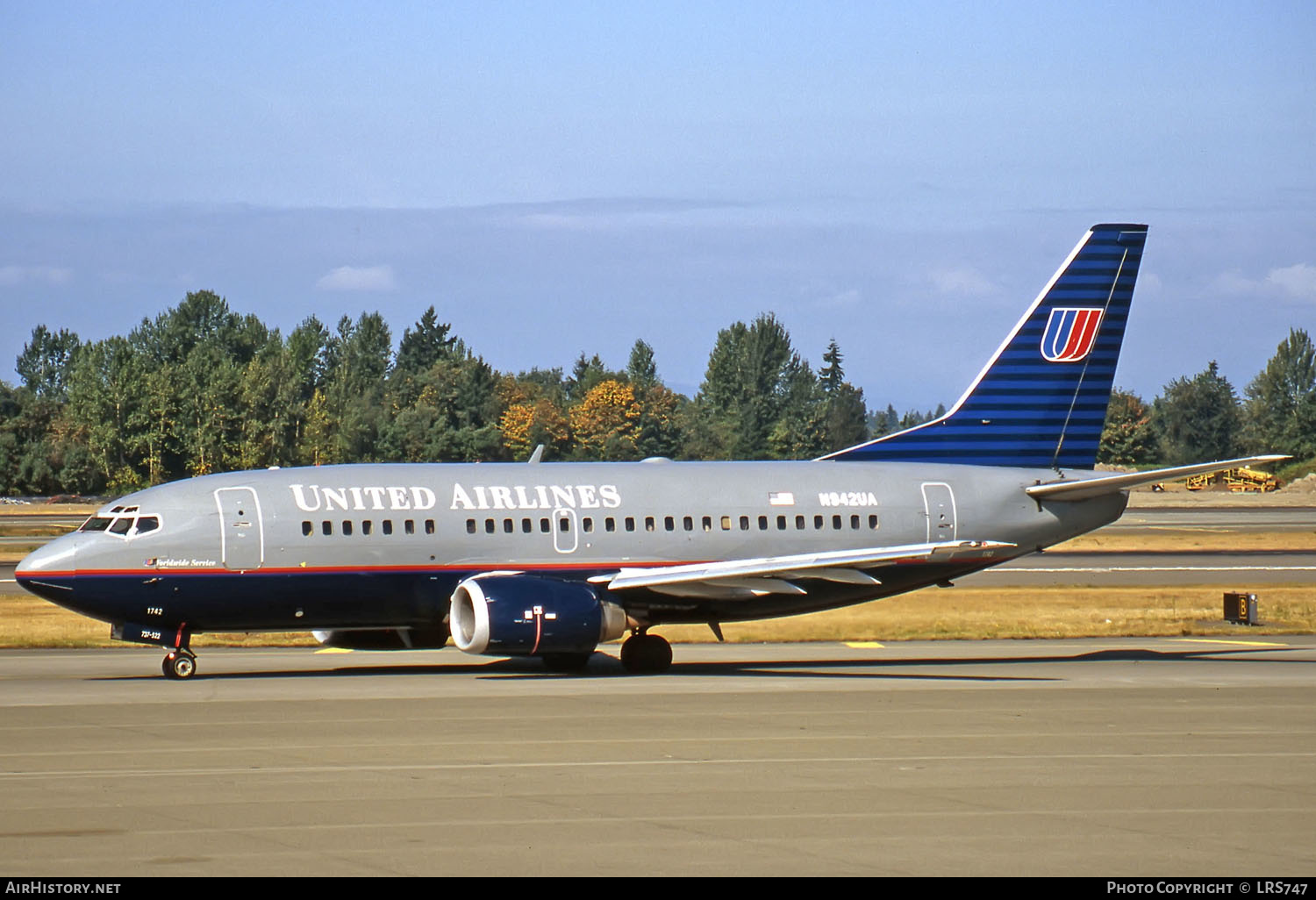 Aircraft Photo of N942UA | Boeing 737-522 | United Airlines | AirHistory.net #268949
