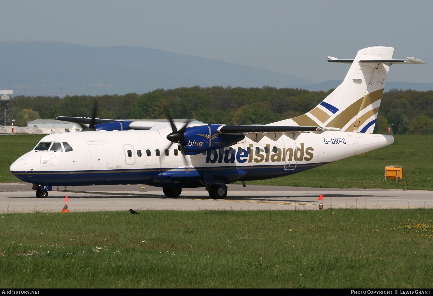 Aircraft Photo of G-DRFC | ATR ATR-42-300 | Blue Islands | AirHistory.net #269009