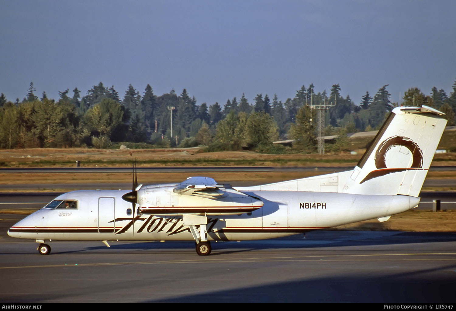 Aircraft Photo of N814PH | De Havilland Canada DHC-8-102 Dash 8 | Horizon Air | AirHistory.net #269087