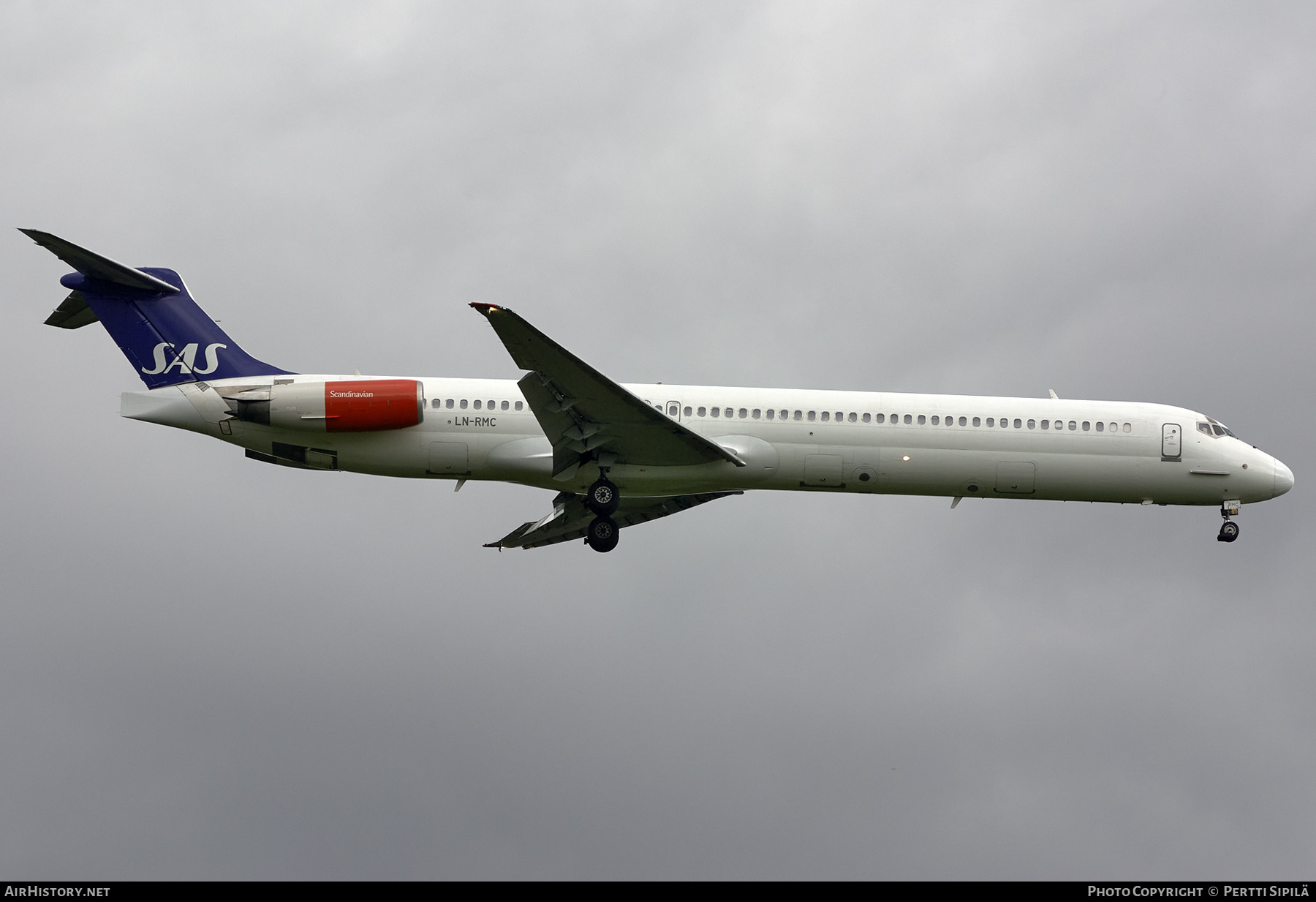 Aircraft Photo of LN-RMC | McDonnell Douglas MD-82 (DC-9-82) | Scandinavian Airlines - SAS | AirHistory.net #269126