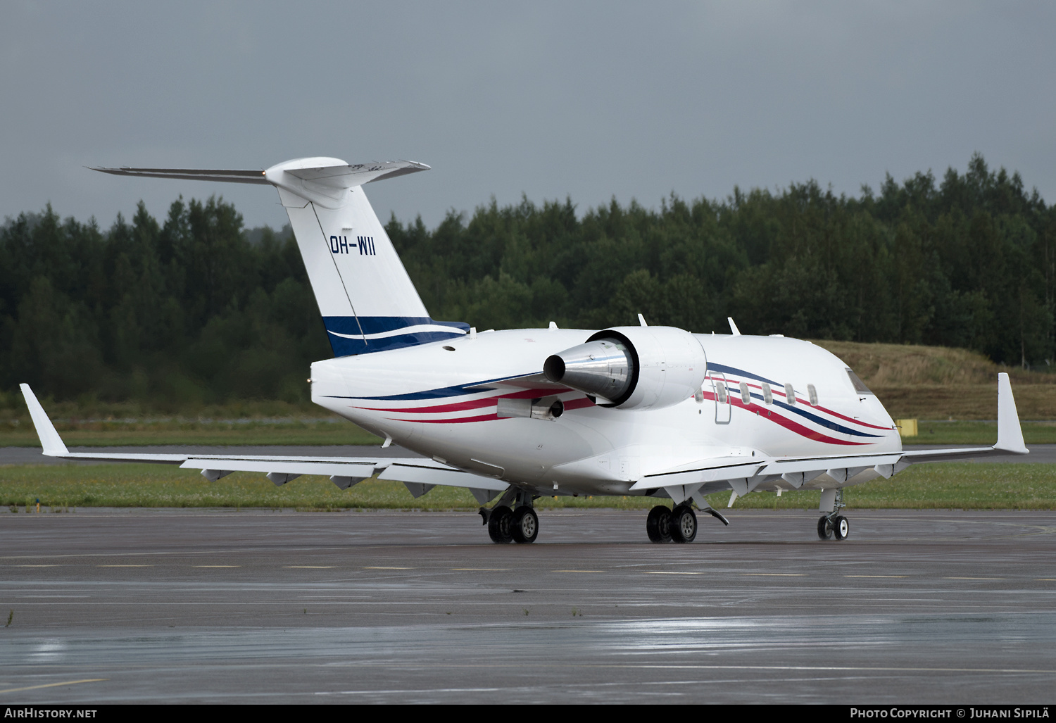 Aircraft Photo of OH-WII | Bombardier Challenger 604 (CL-600-2B16) | AirHistory.net #269212
