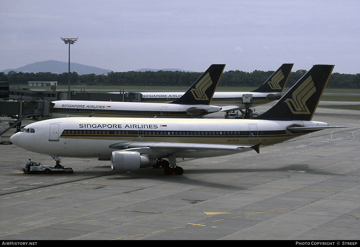 Aircraft Photo of 9V-STE | Airbus A310-324 | Singapore Airlines | AirHistory.net #269260